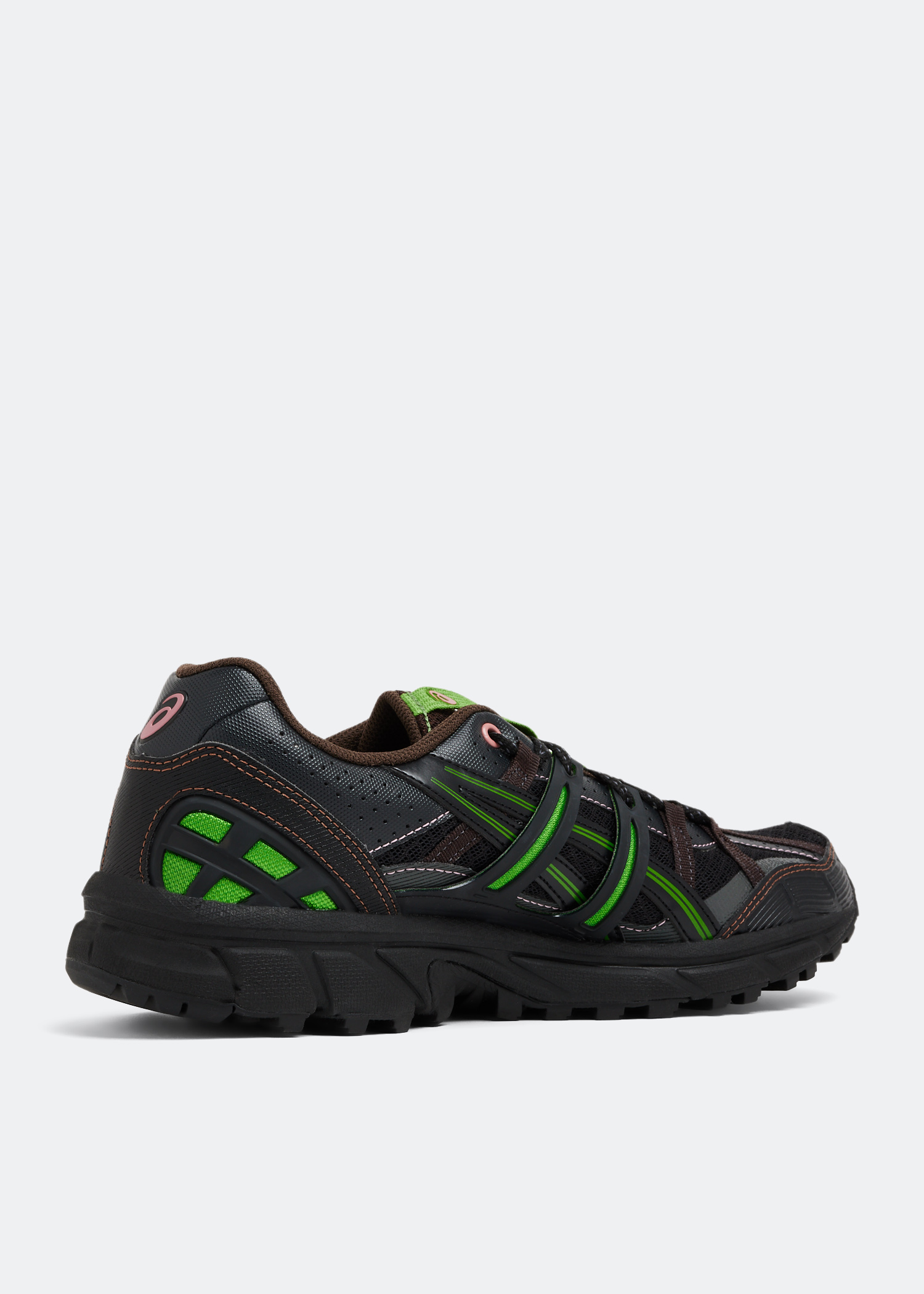 Asics tambora deals 4