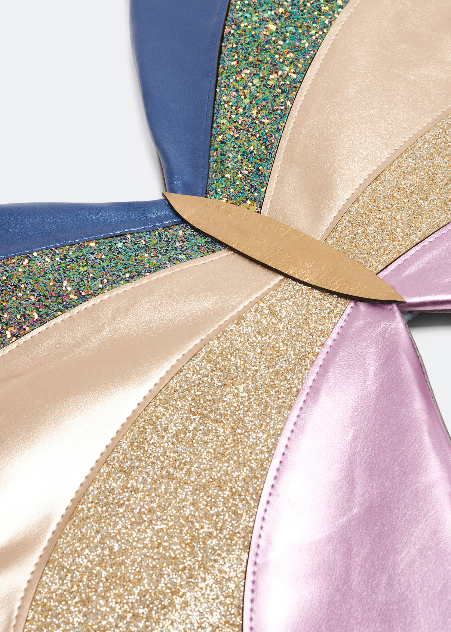 

Intergalactic bright wings, Multicolored