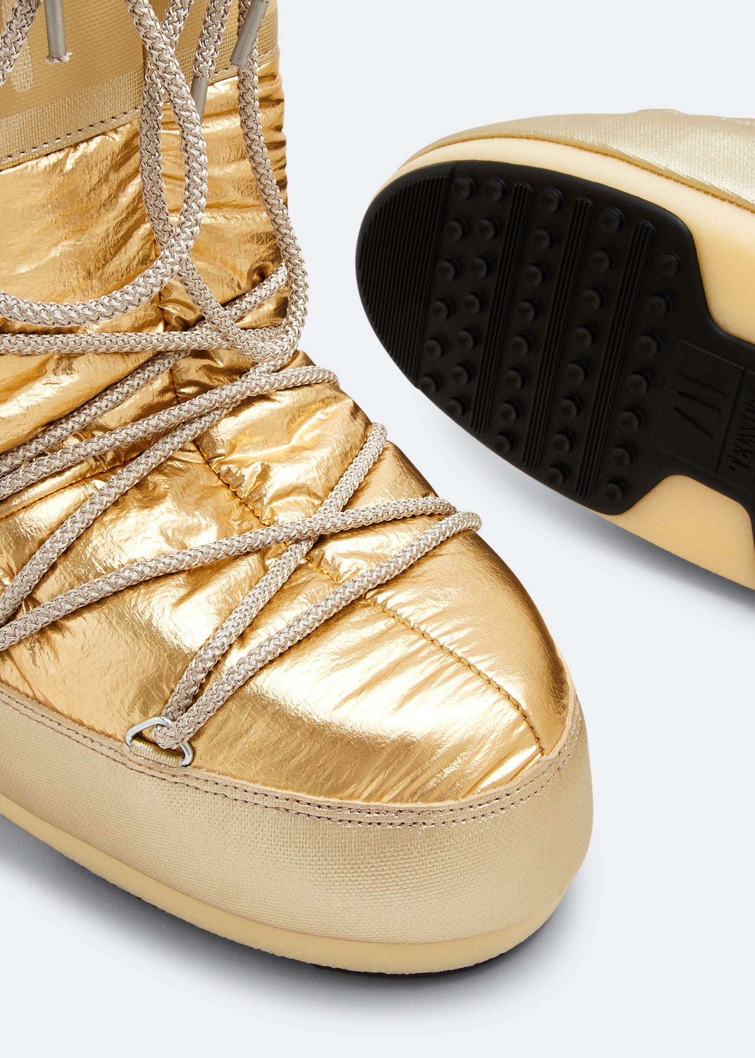 Moon boots gold online glitter