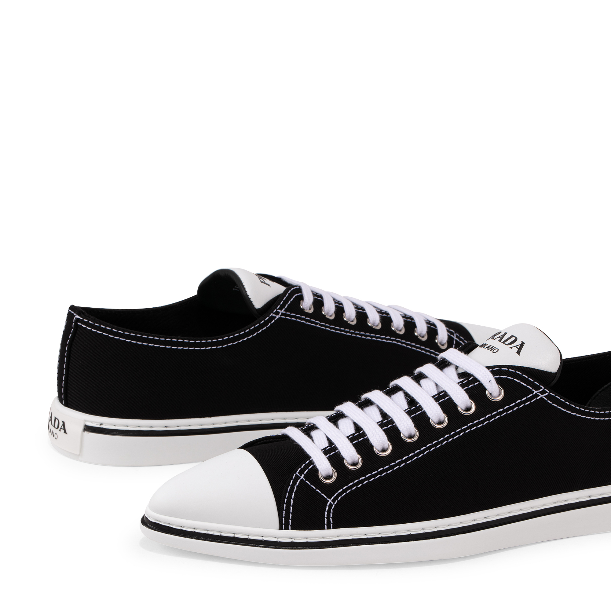

Low top sneakers, Black