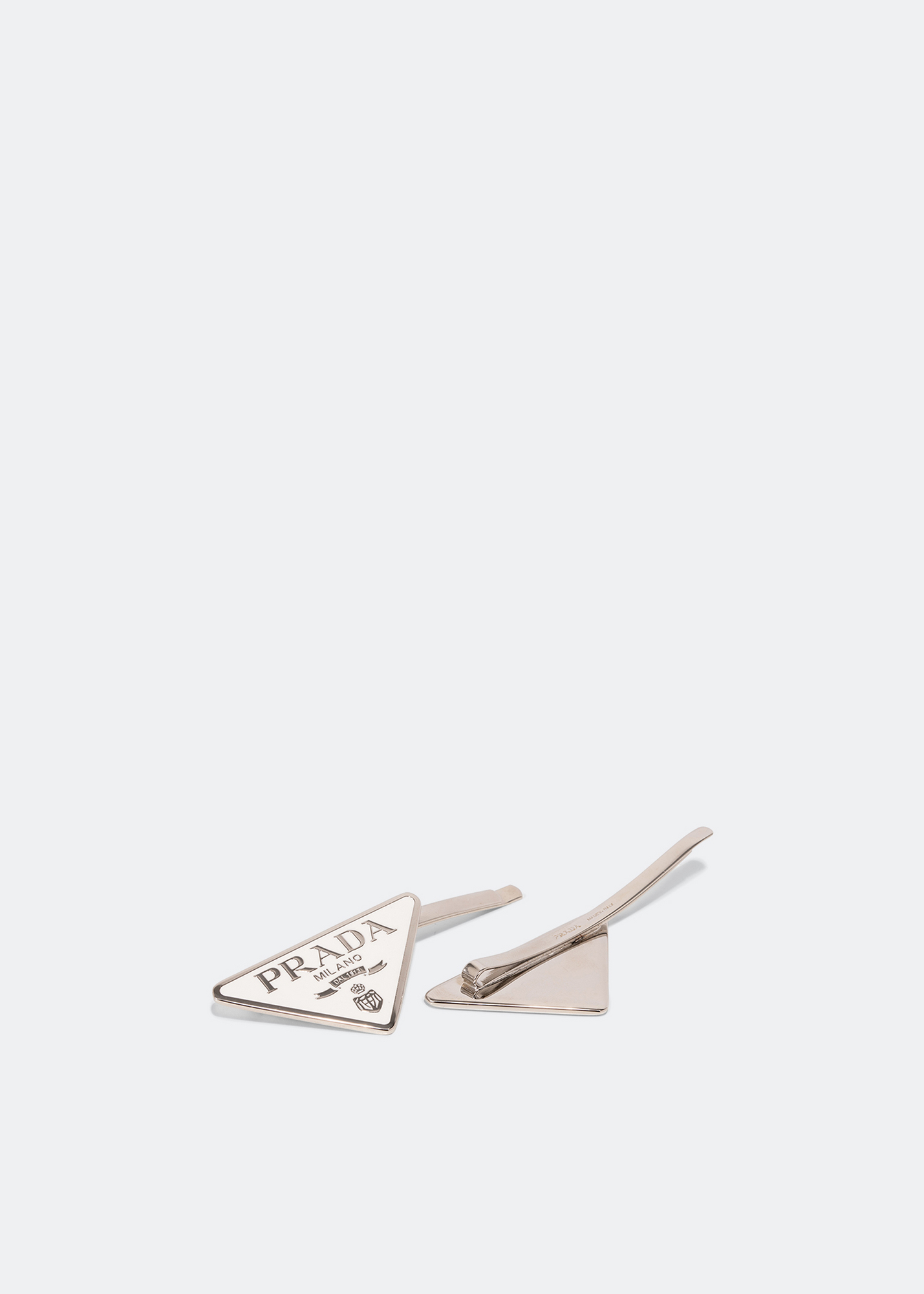 

Metal hair clips, White