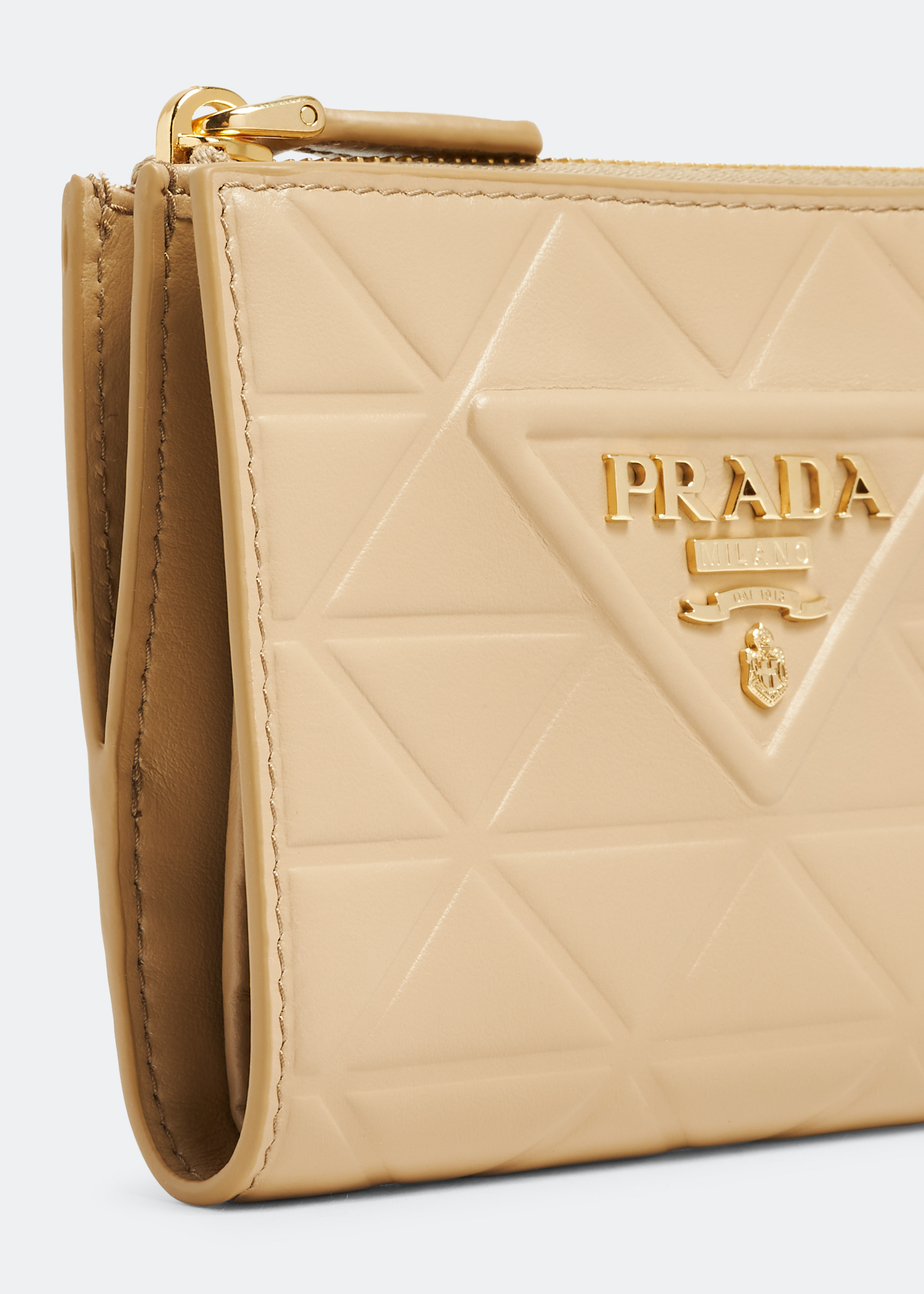 Prada wallet 2025 beige
