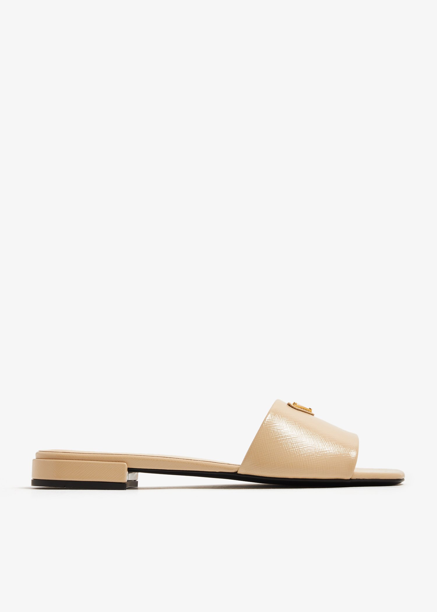 

Saffiano patent leather slides, Beige