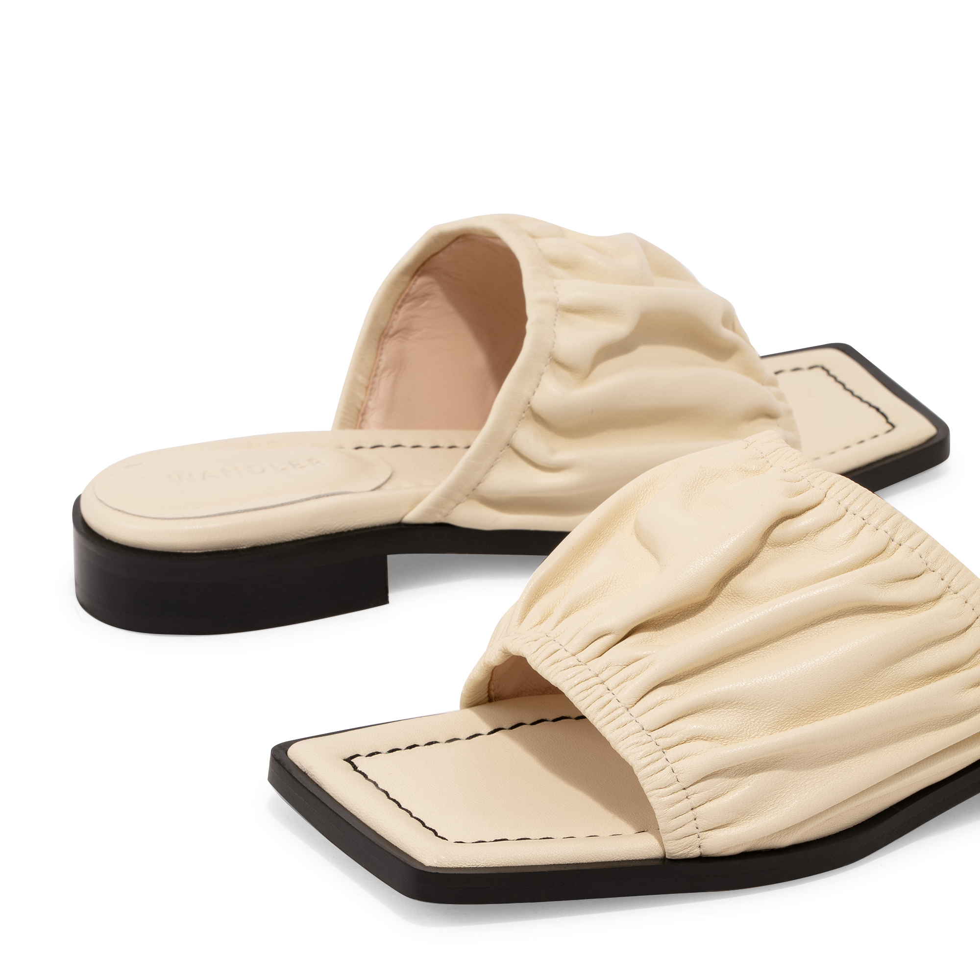 

Mila sandals, Beige