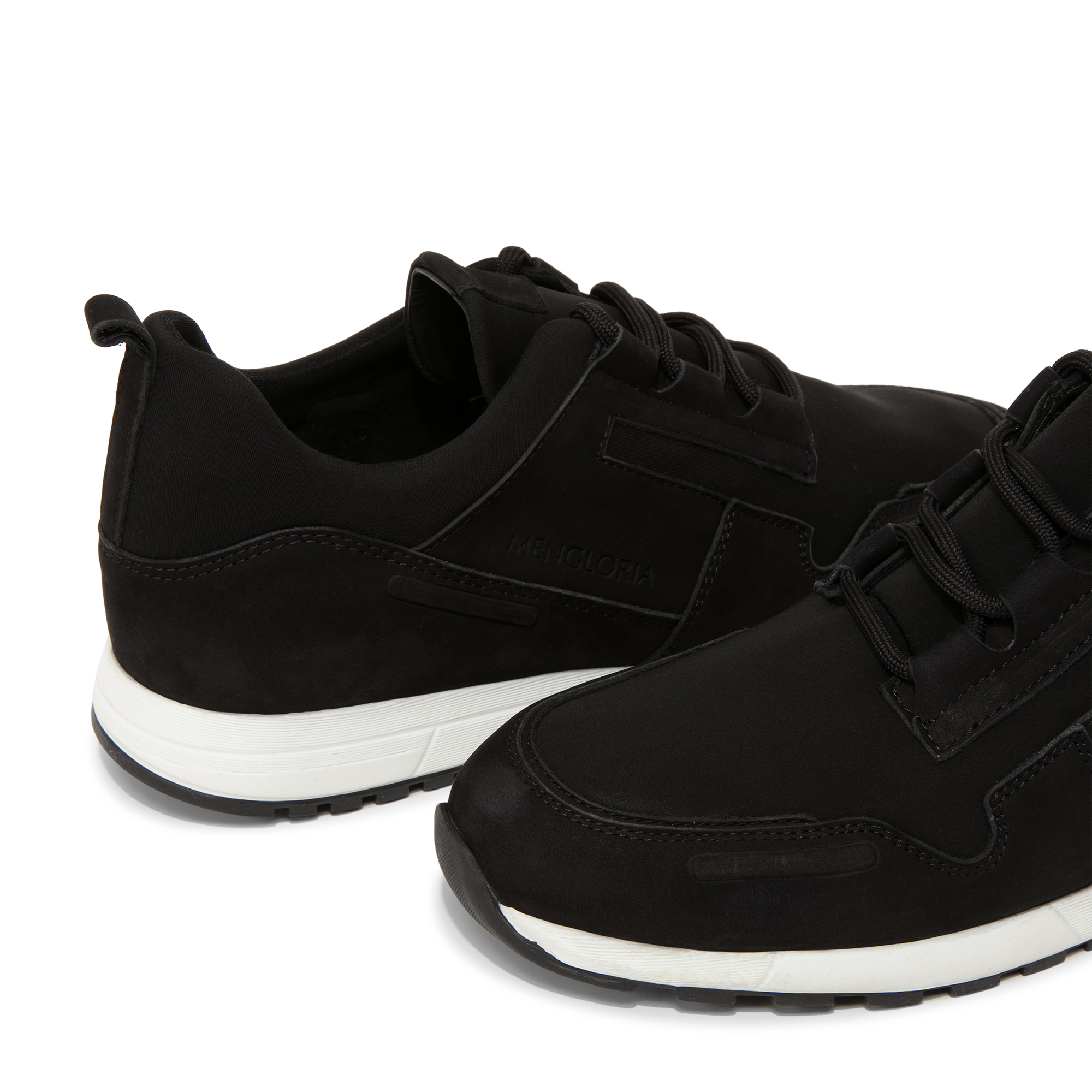 

Equinox sneakers, Black