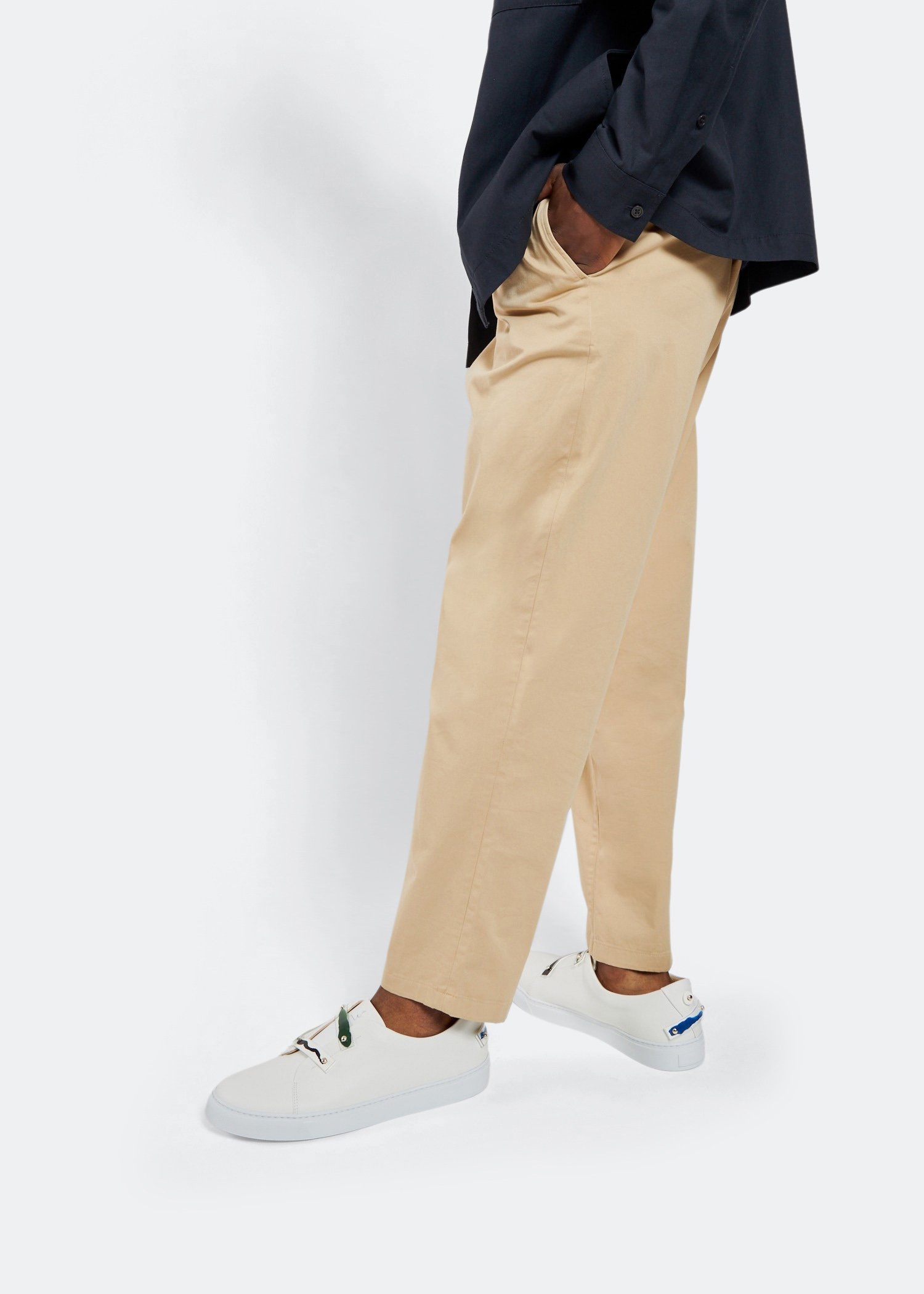 

x Level Shoes Nous sneakers, White