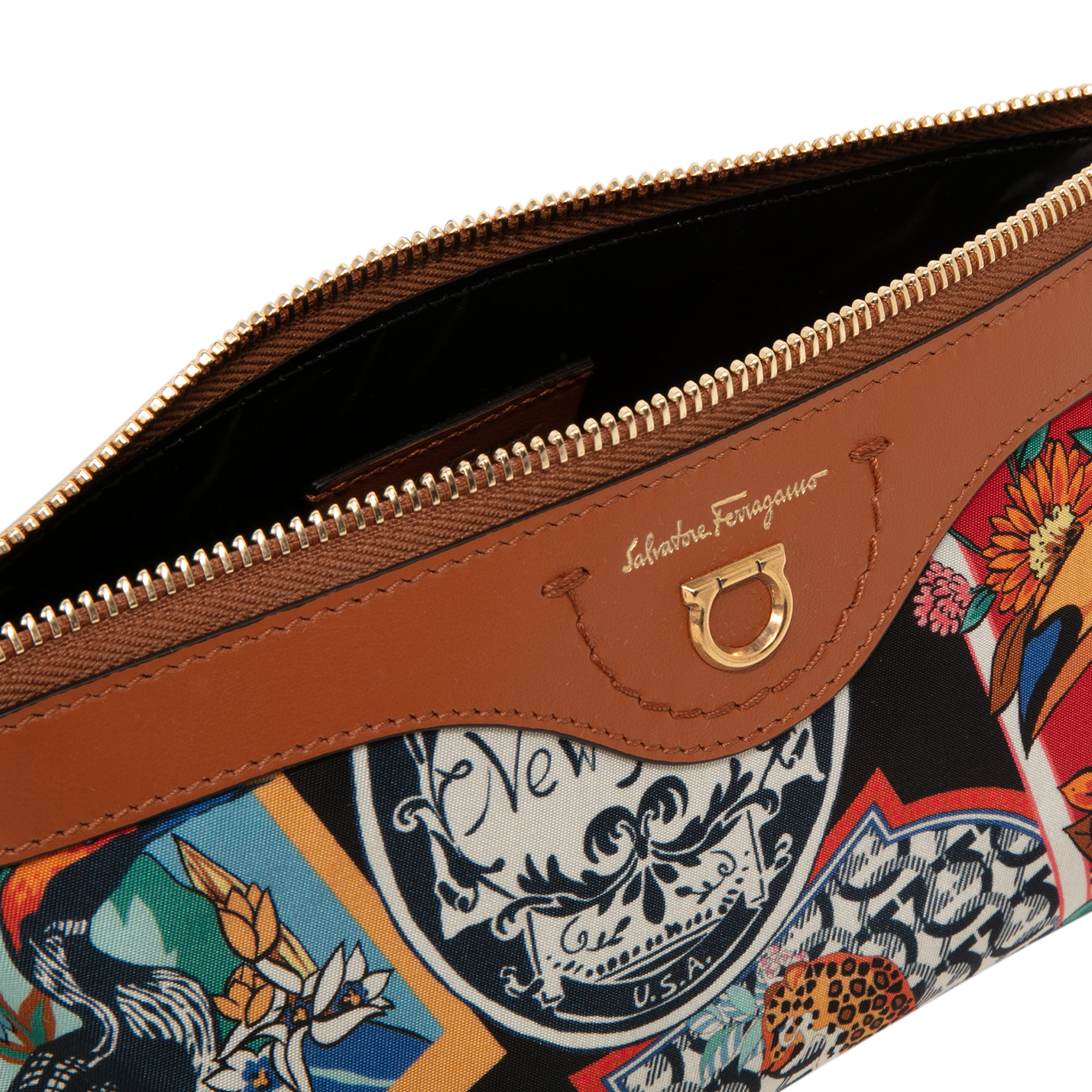 

Travel cosmetic case, Prints