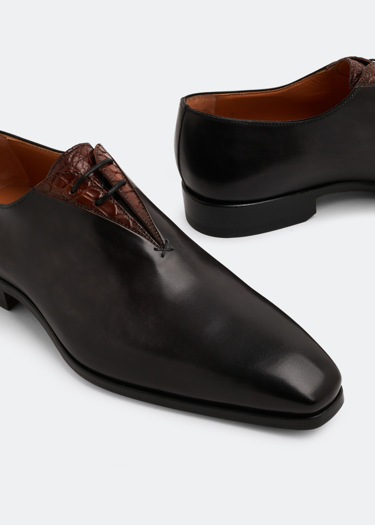 

Leather lace-up shoes, Brown