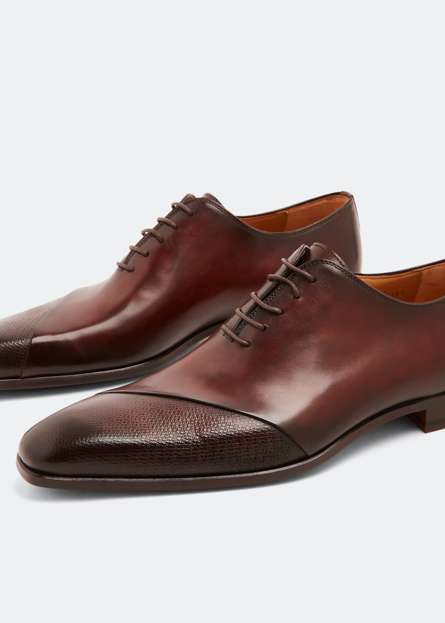 

Textured lace-up shoes, Brown