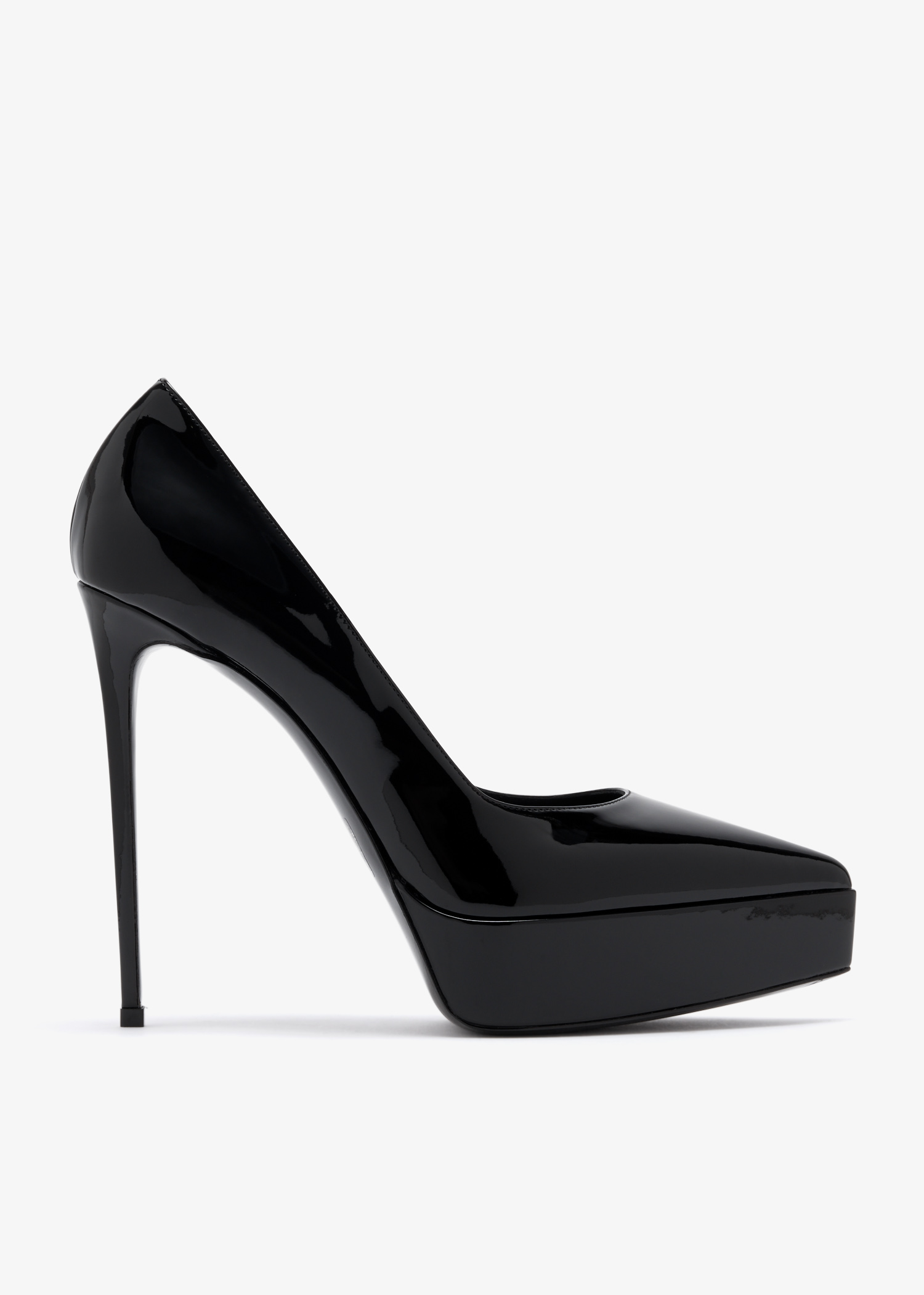 

Uma platform pumps, Black