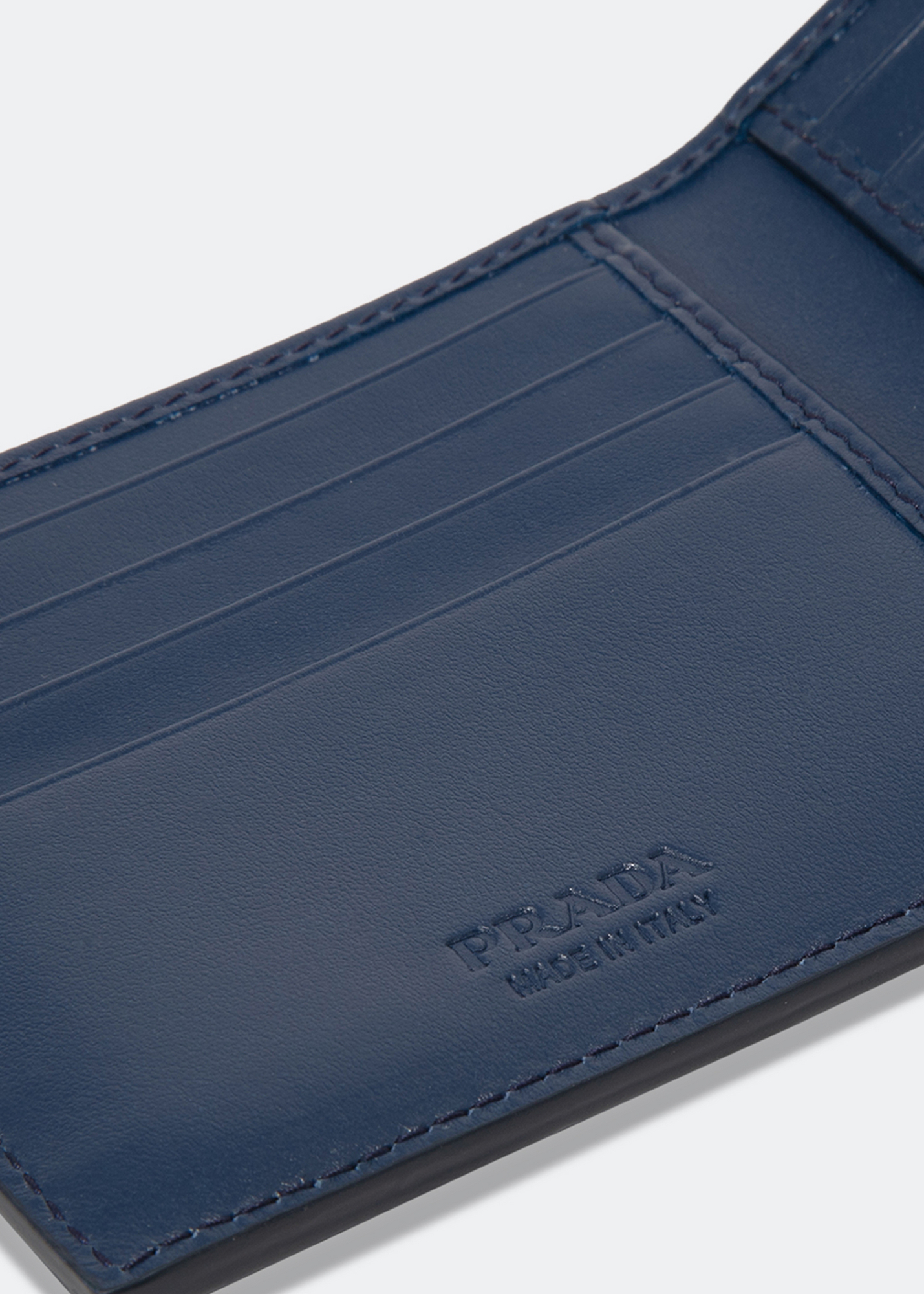 

Ostrich leather bi-fold wallet, Blue