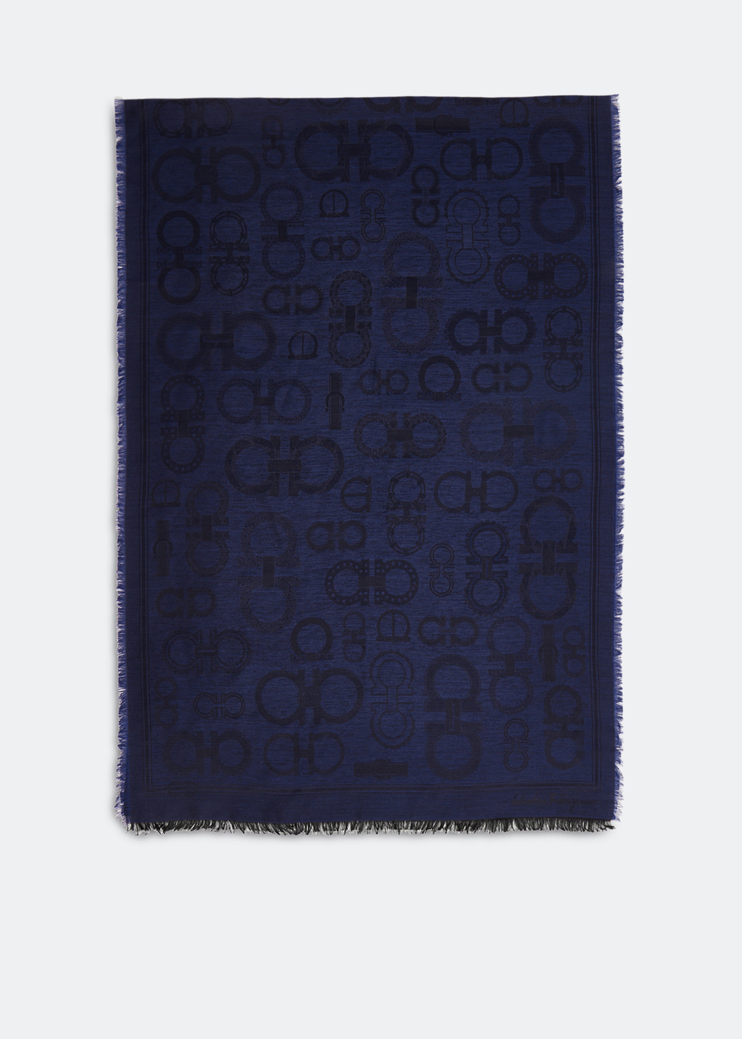 

Gancini stole, Blue
