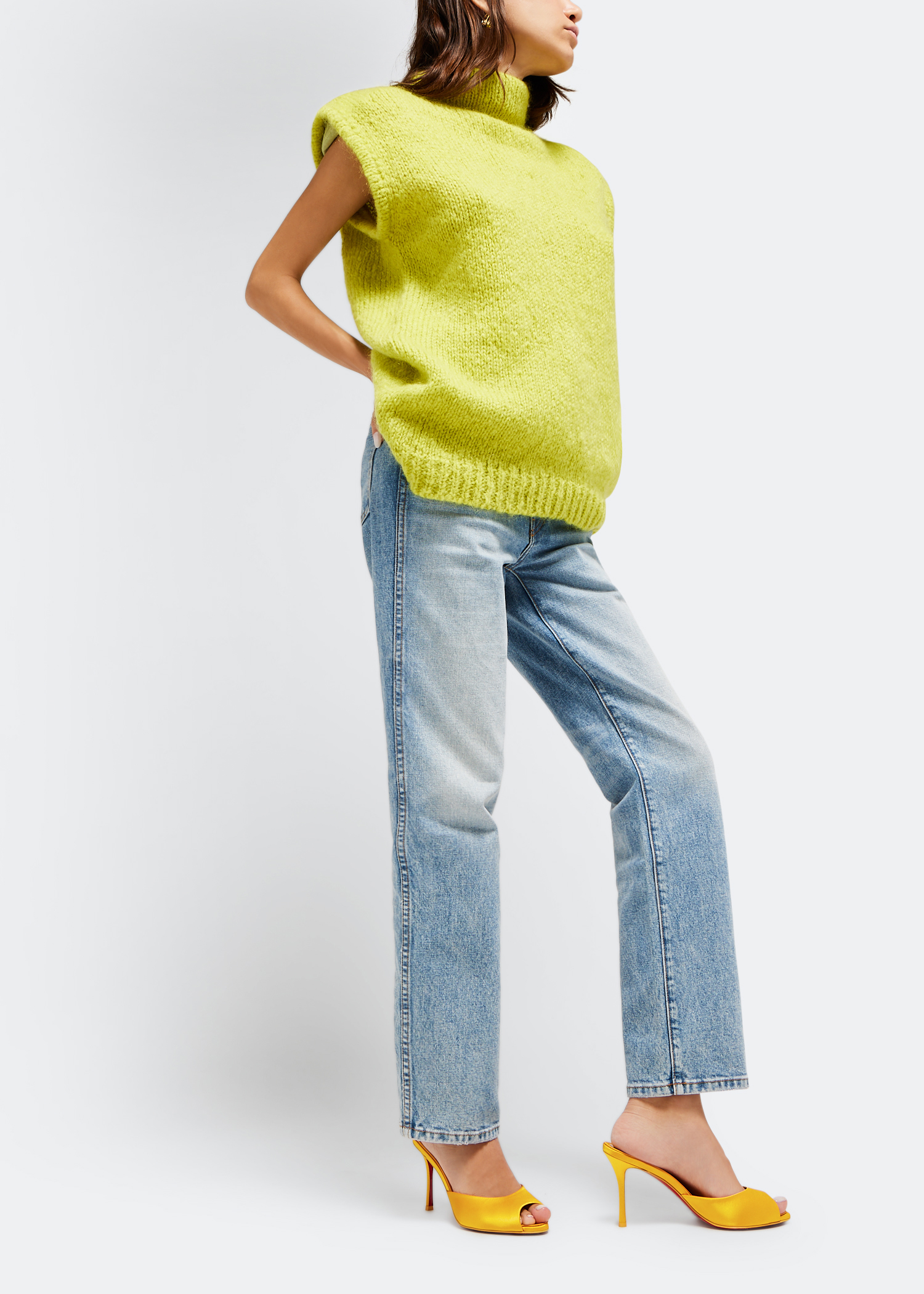 

Me Dolly 85 mules, Yellow