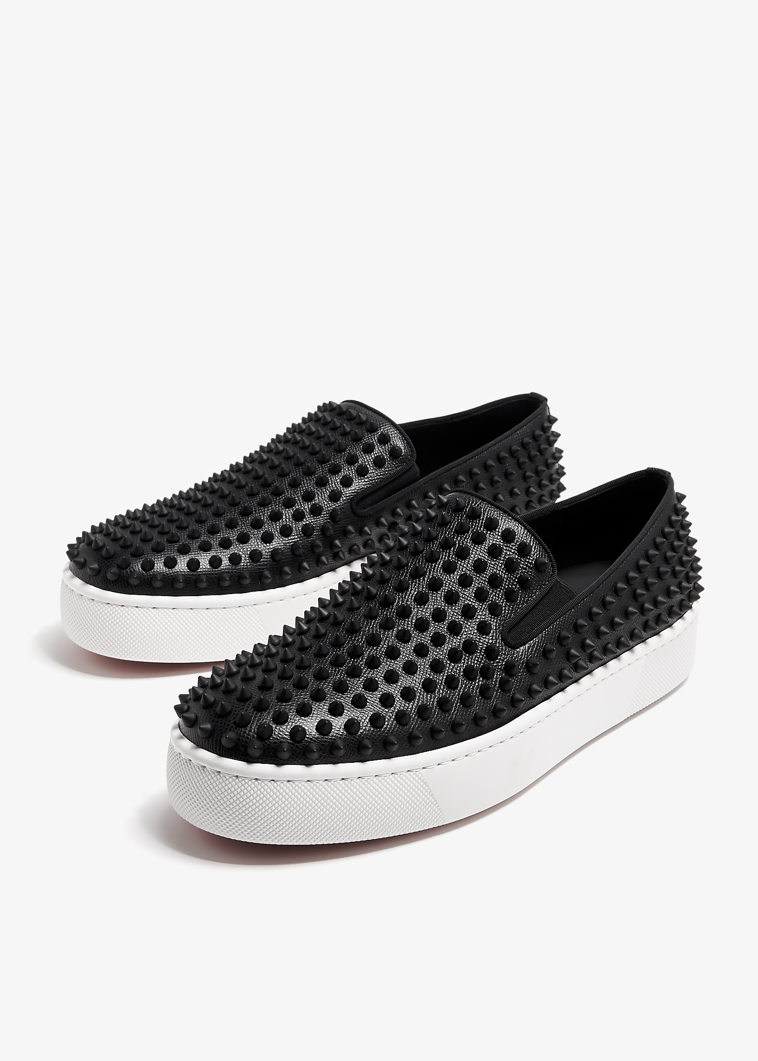Louboutin black white online