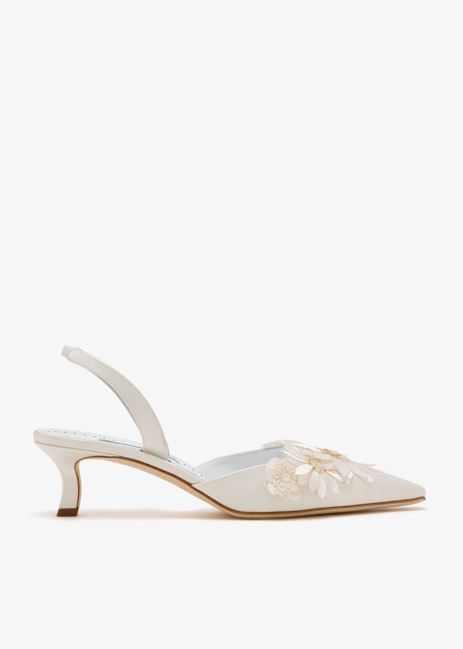 

Moislifa pumps, White