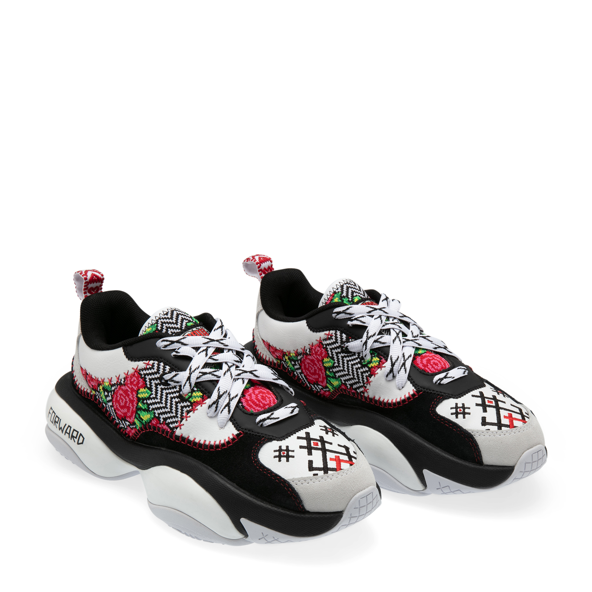 

PUMA x JAHNKOY Alteration sneakers, White