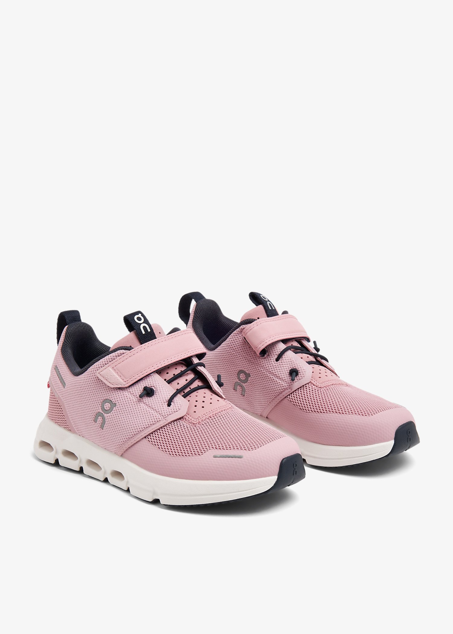 On cloud sales charcoal rose 39