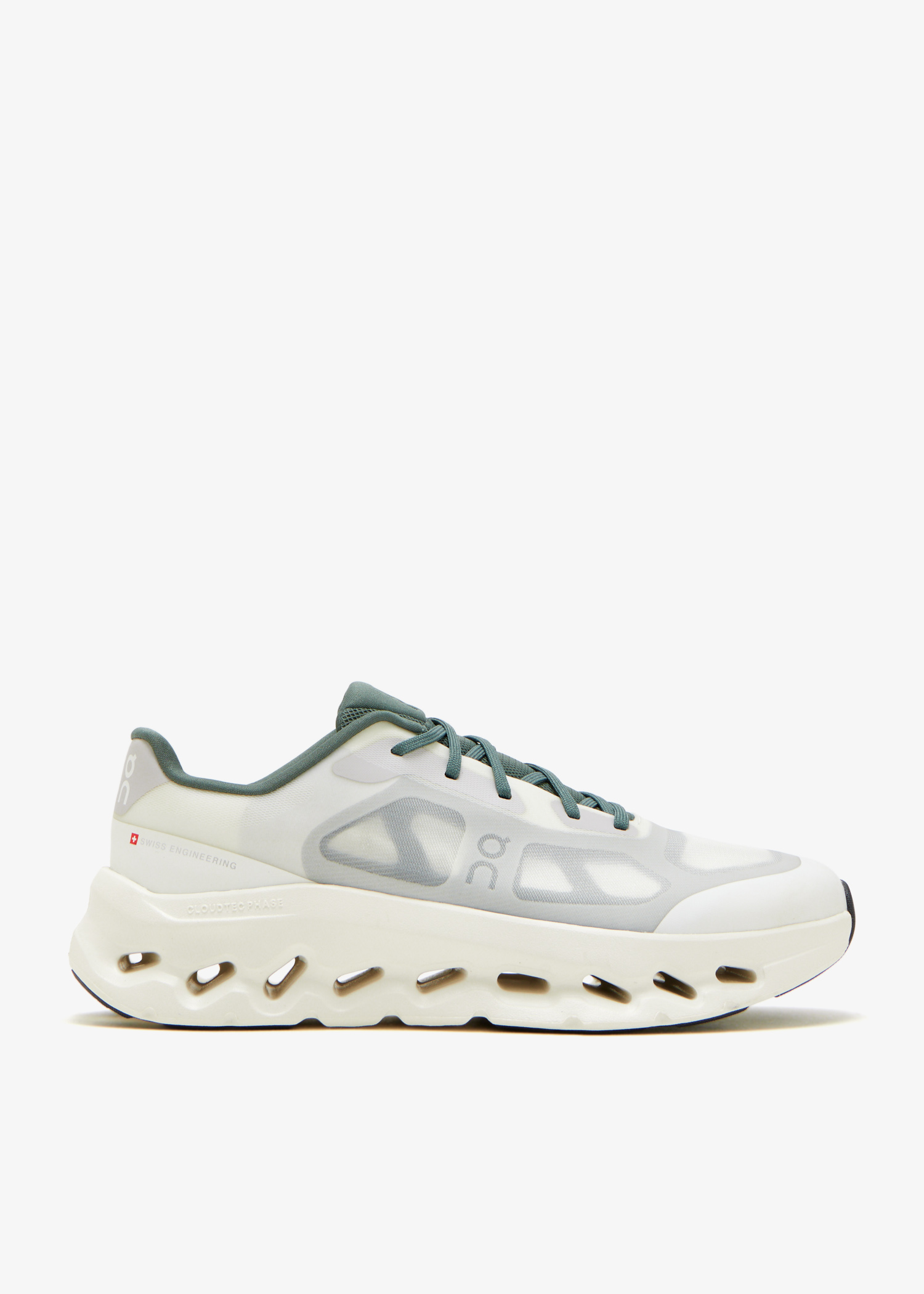 

Cloudtilt Remix sneakers, White