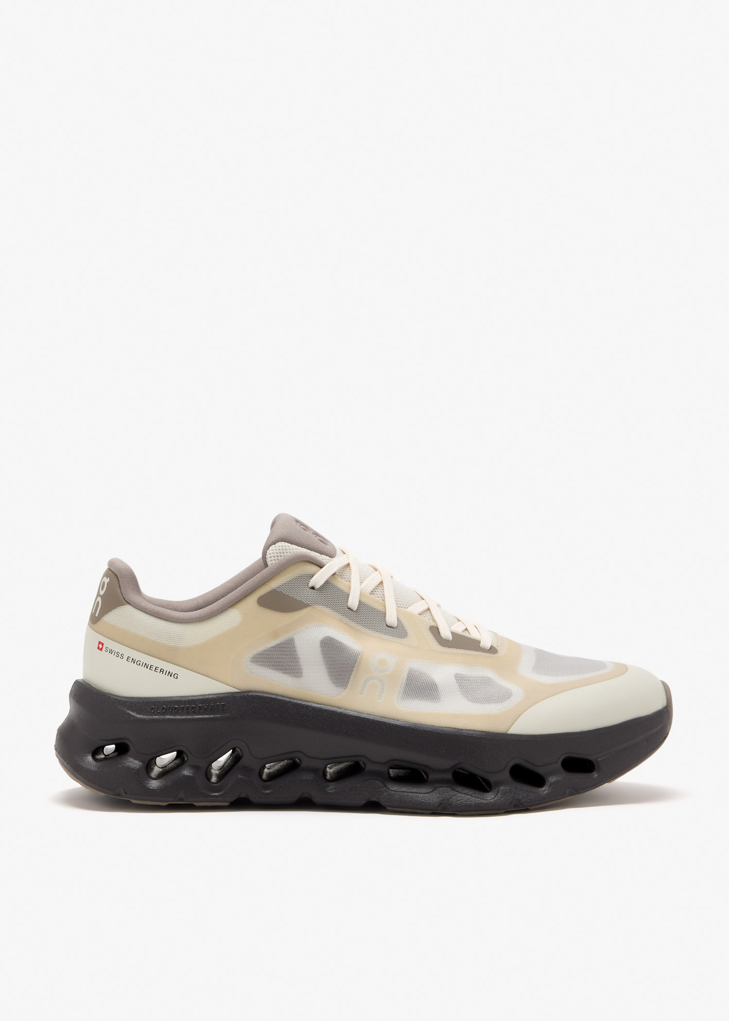 

Cloudtilt Remix sneakers, Beige