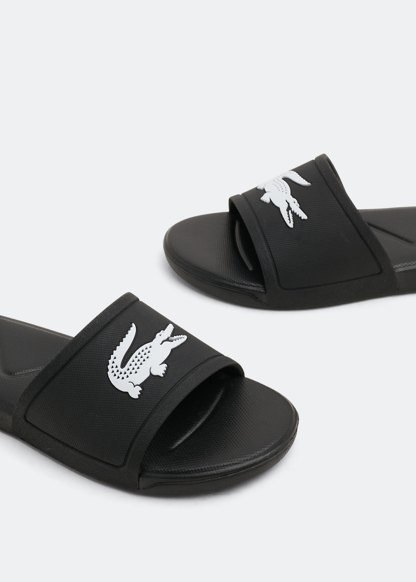 

L.30 slides, Black