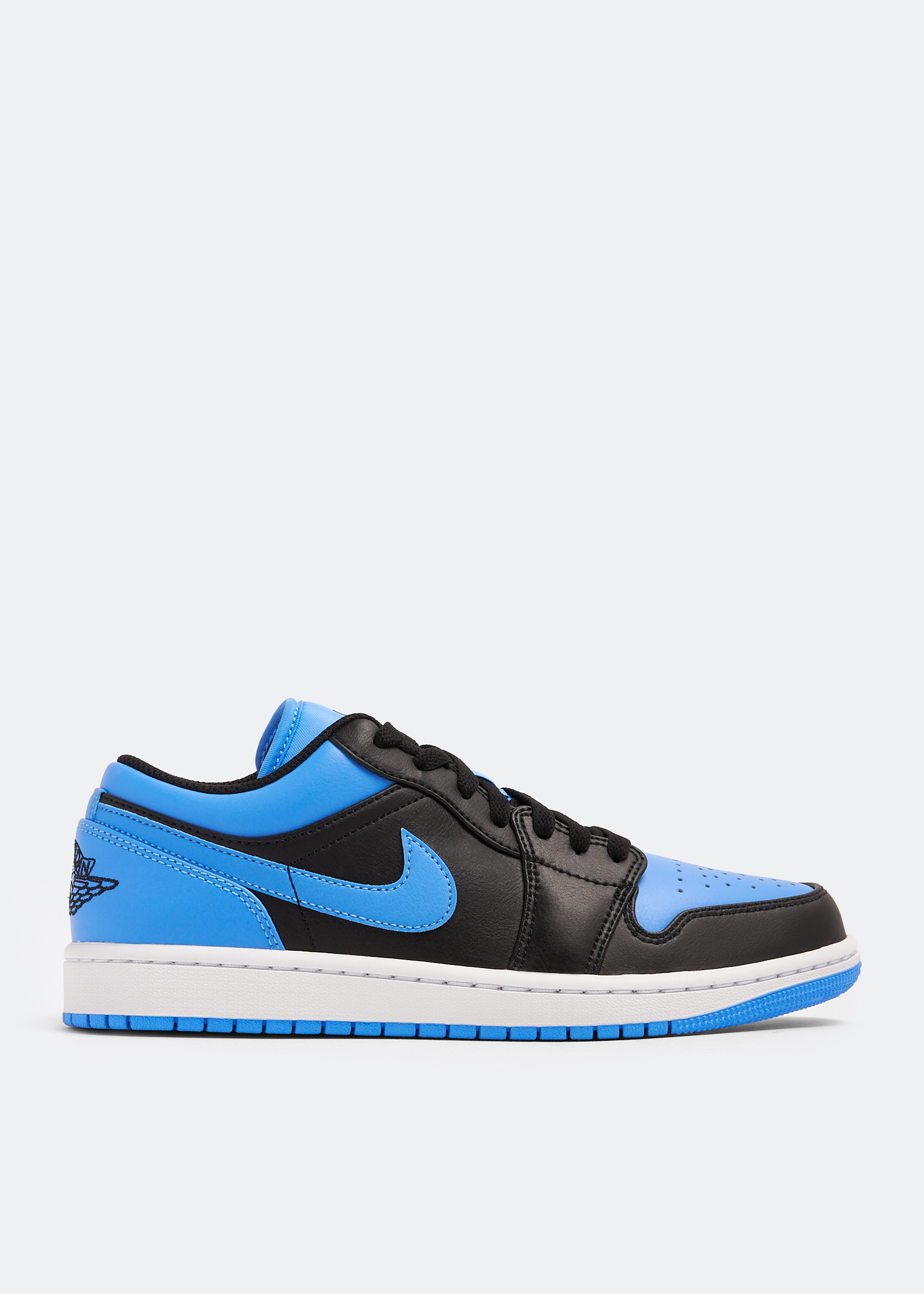 Nike Air Jordan 1 Low University Blue sneakers for Men Blue in Bahrain Level Shoes