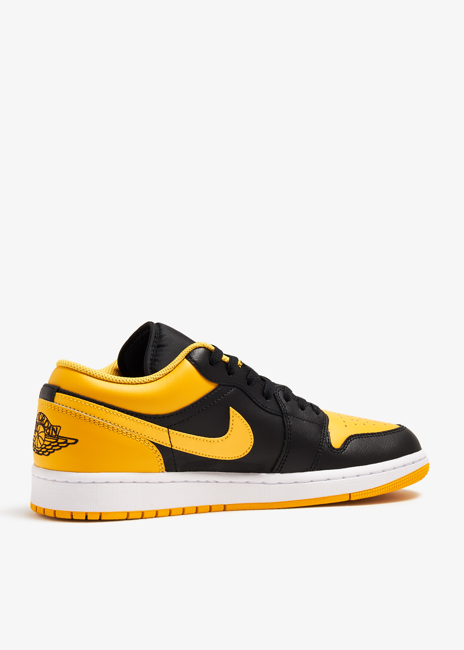 Navy and yellow jordans discount