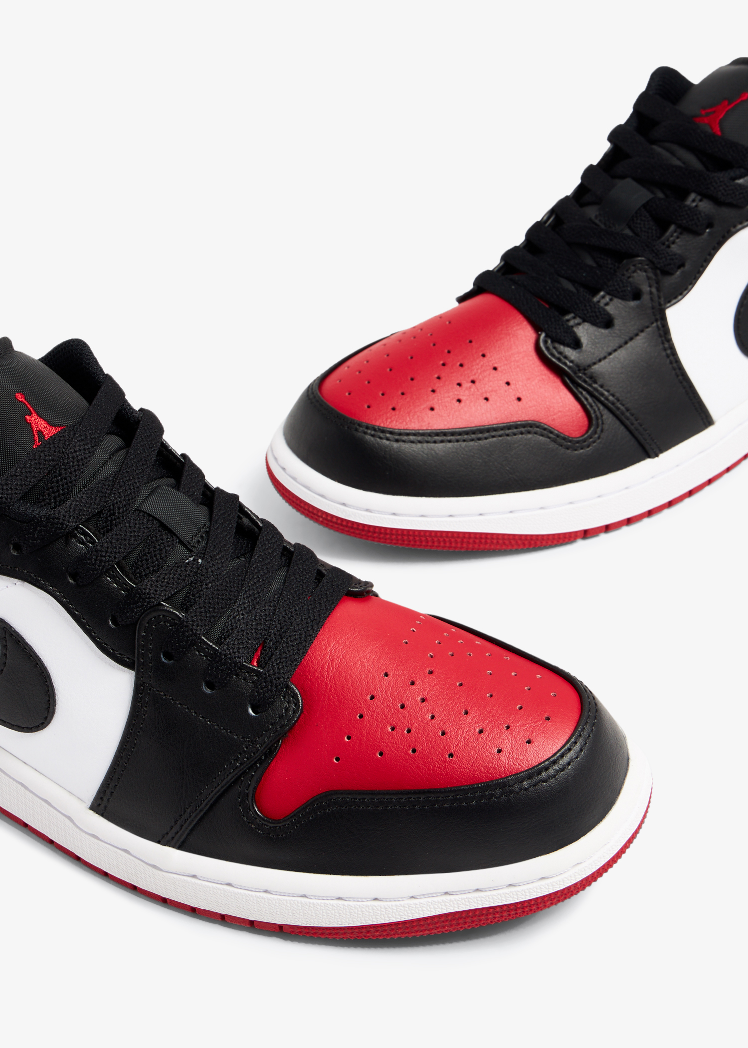 Jordan 1 clearance low red toe