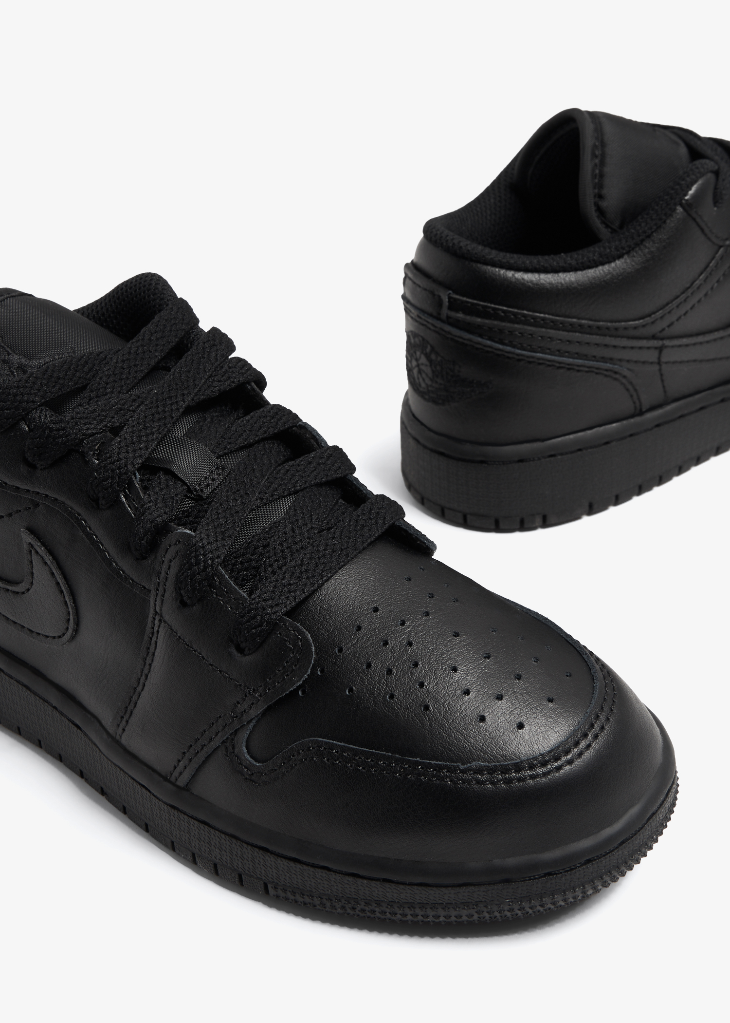 Nike jordan first class black shop