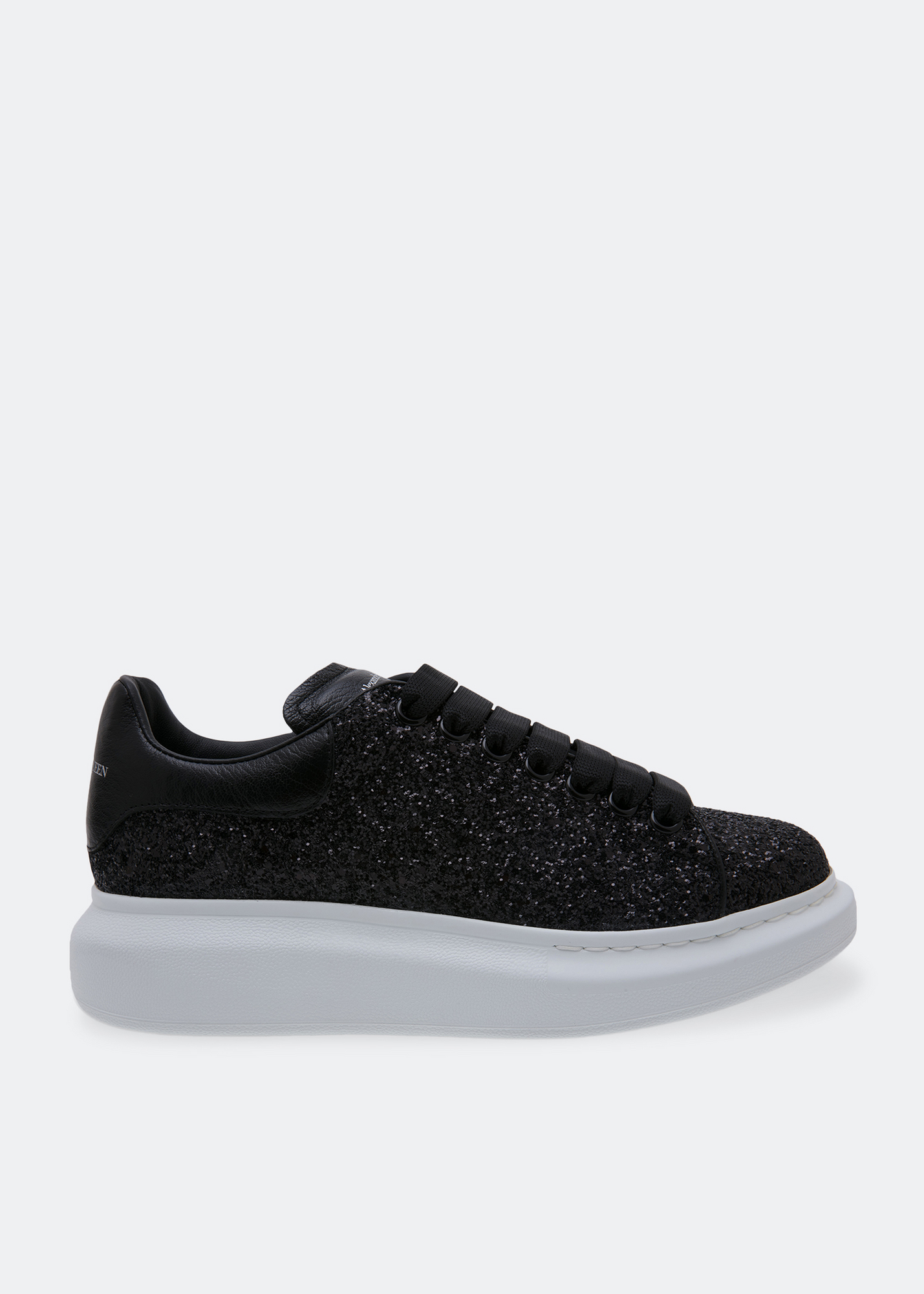 

Oversized sneakers, Black