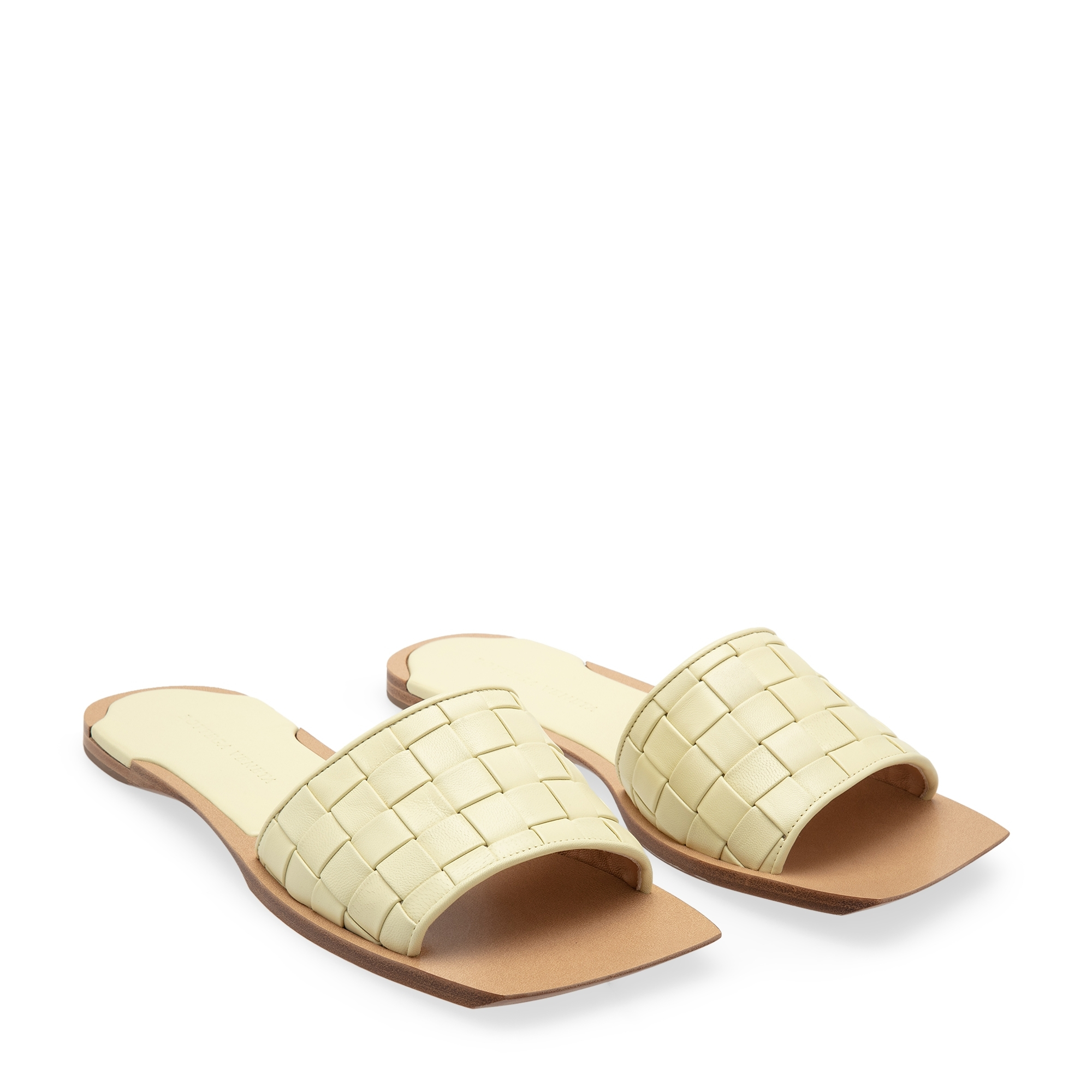 

Square-toe slides, Yellow