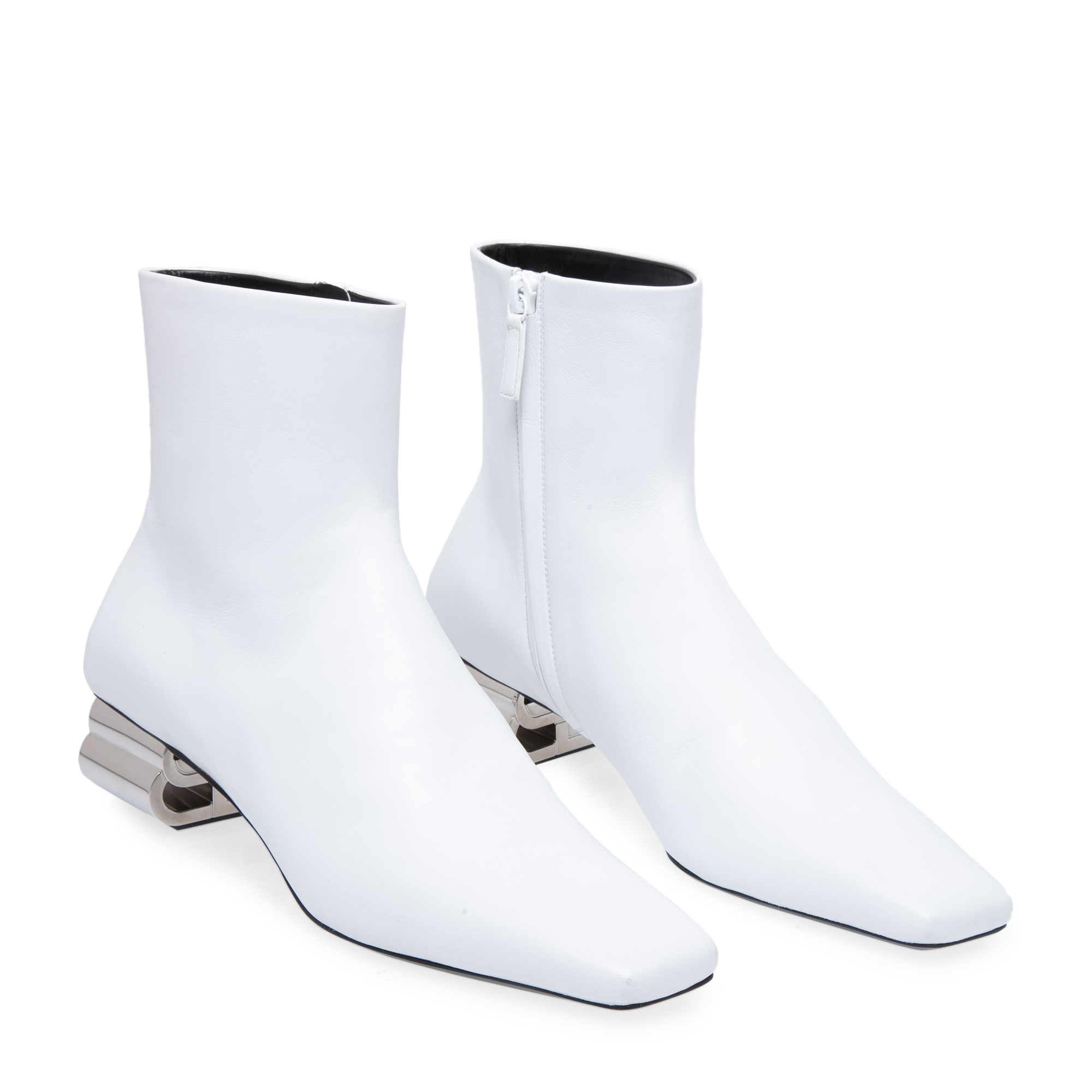 

Typo boots, White