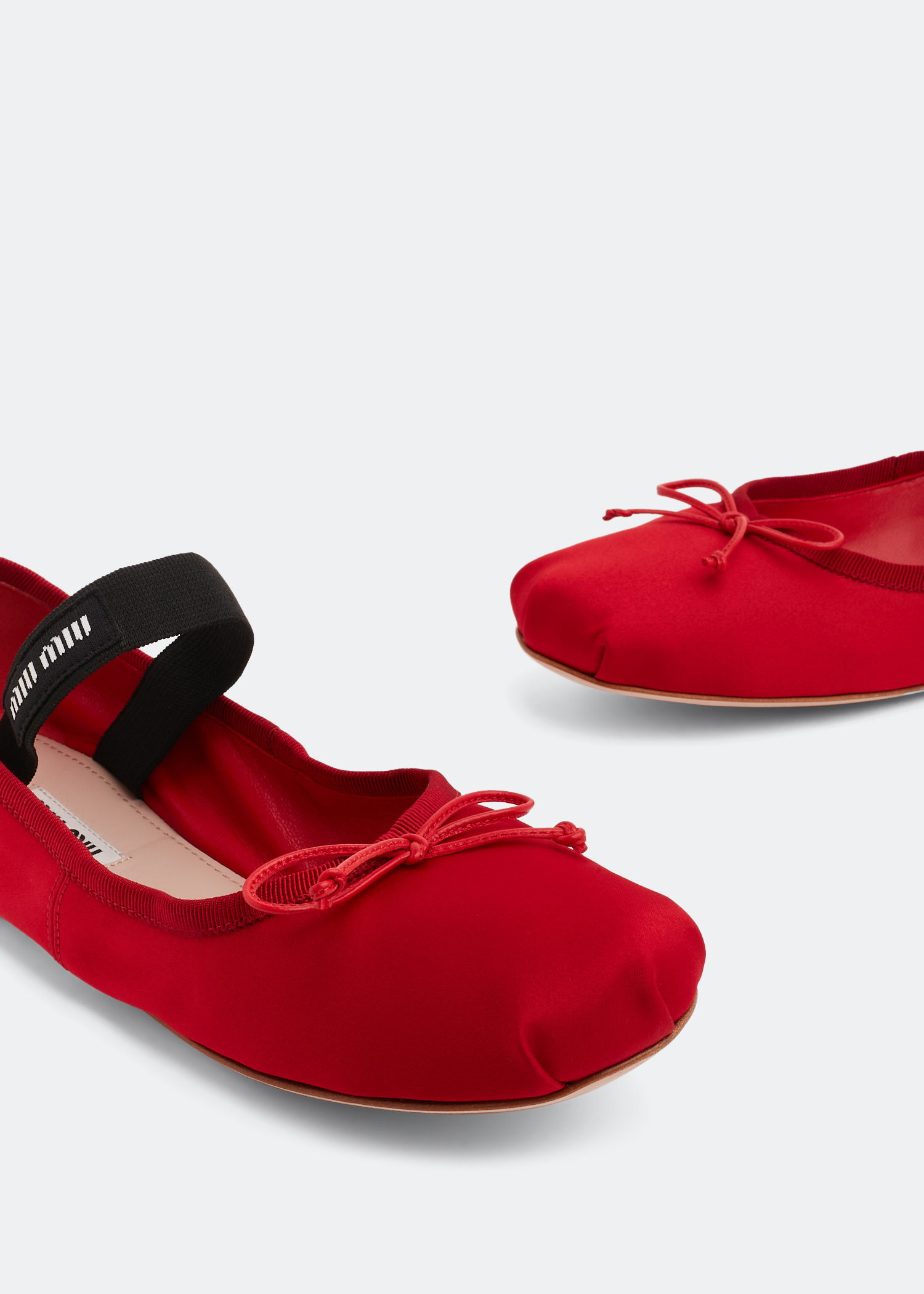 

Satin ballerinas, Red