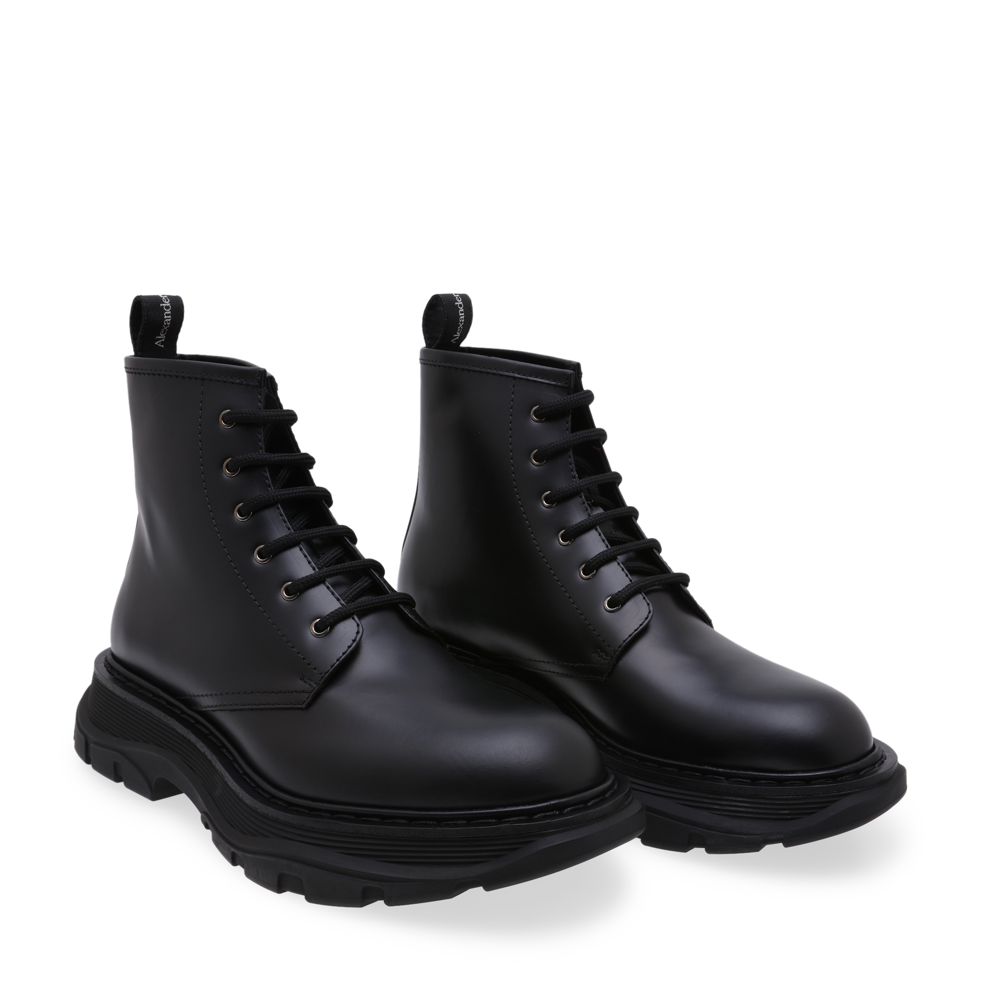 

Tread leather boots, Black