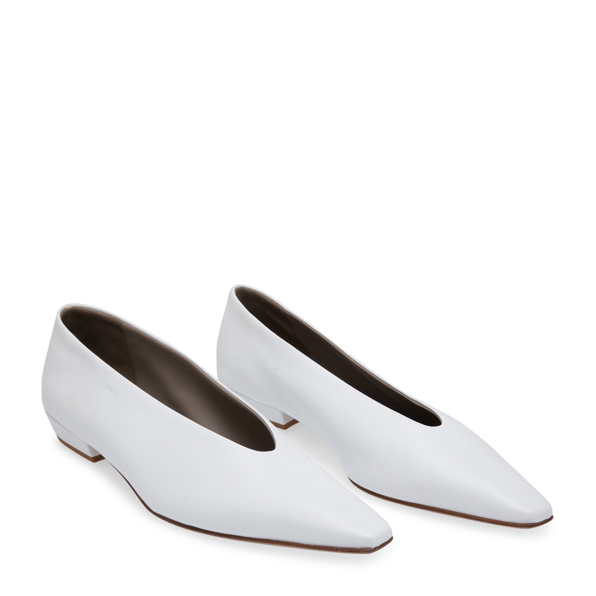 

Almond flats, White