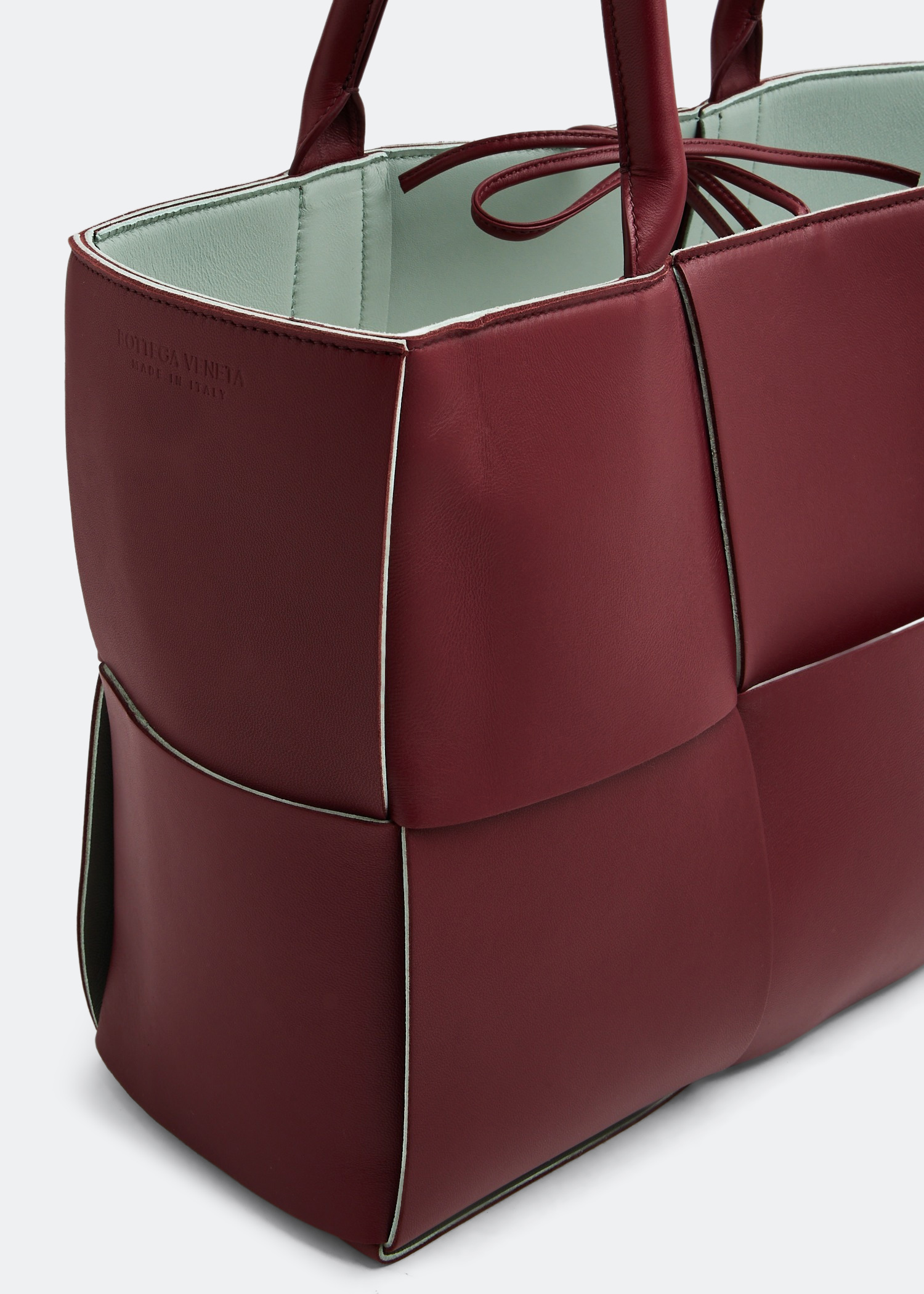 

Medium Arco tote bag, Burgundy