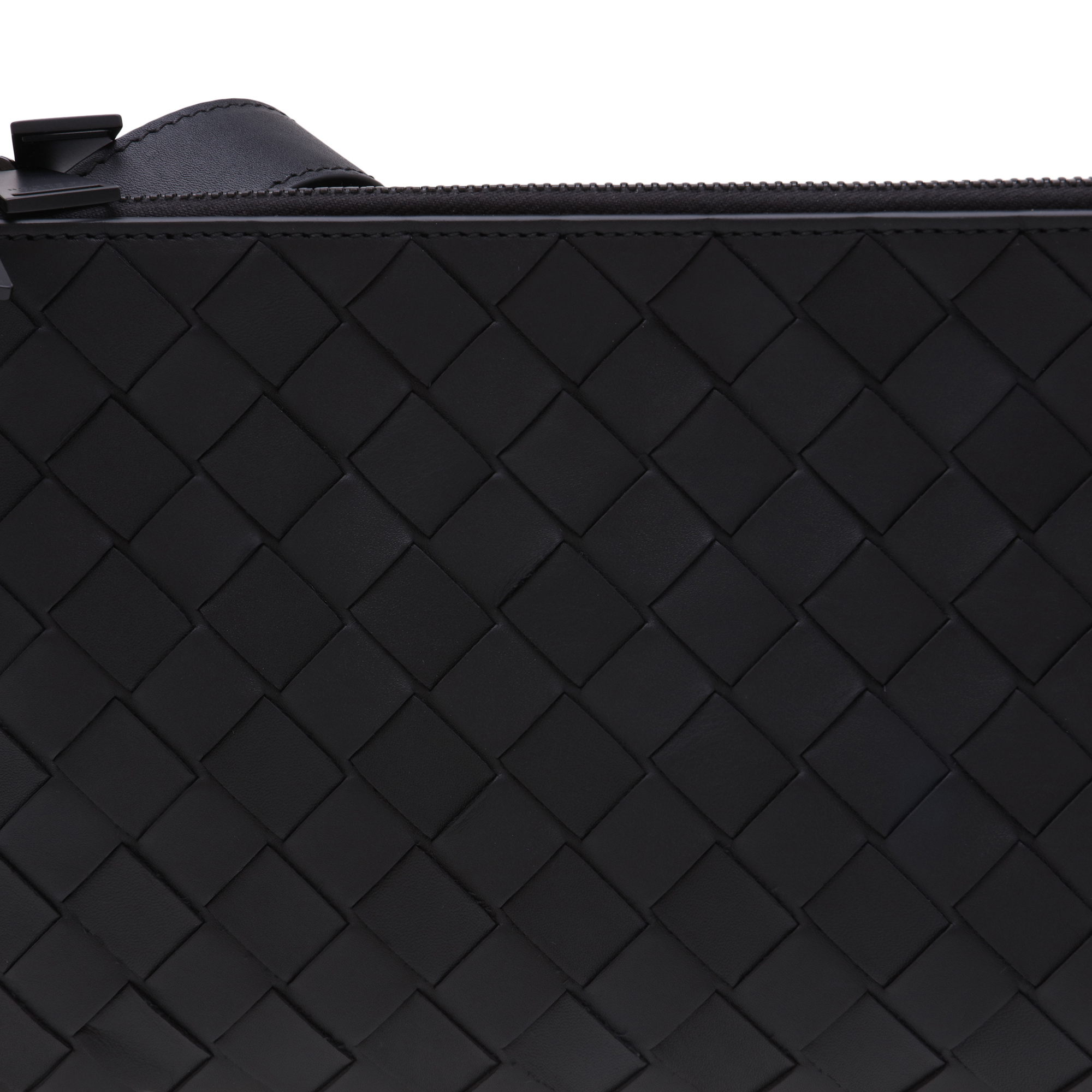 

Intrecciato large messenger bag, Black