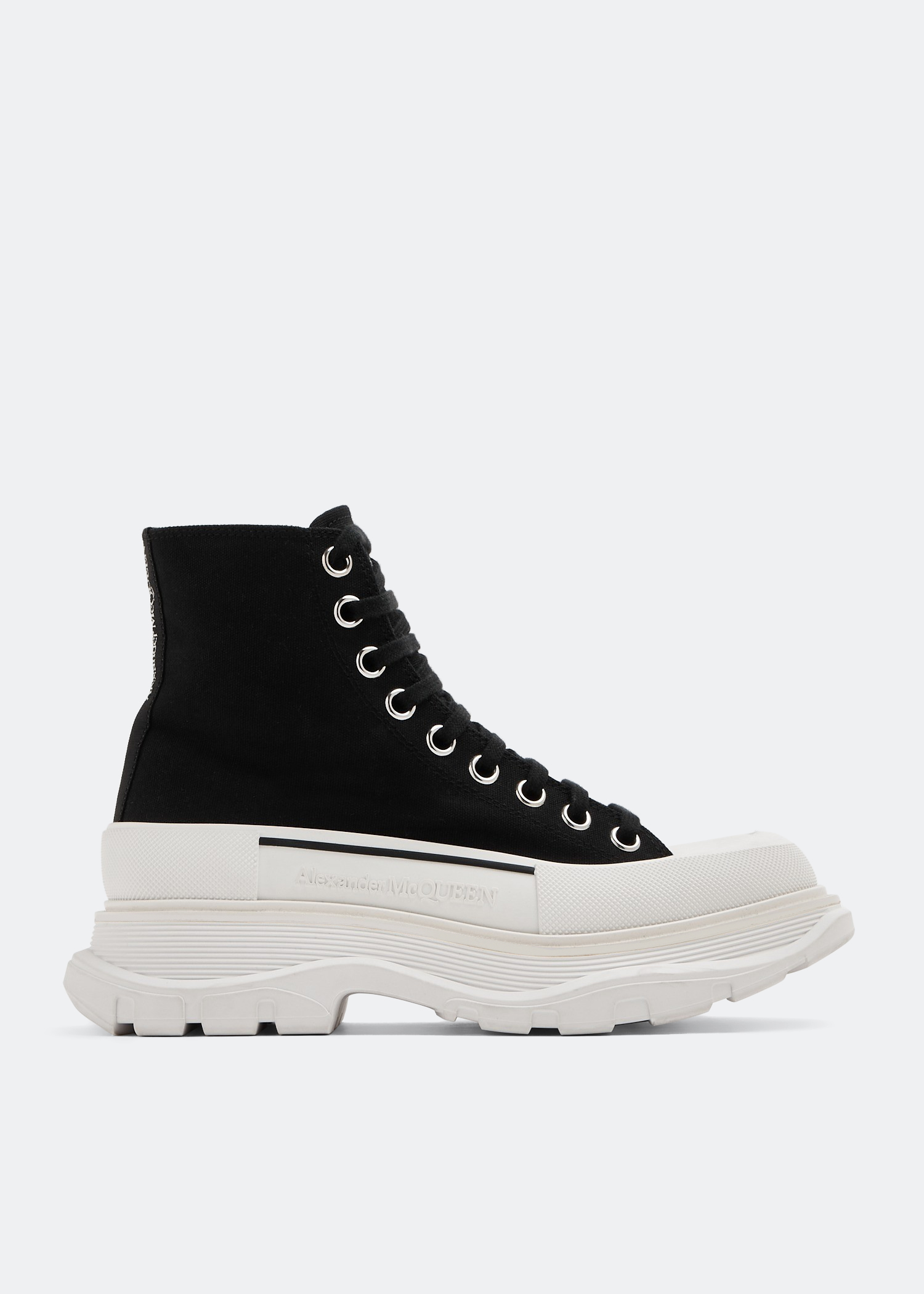 

Tread canvas boots, Black