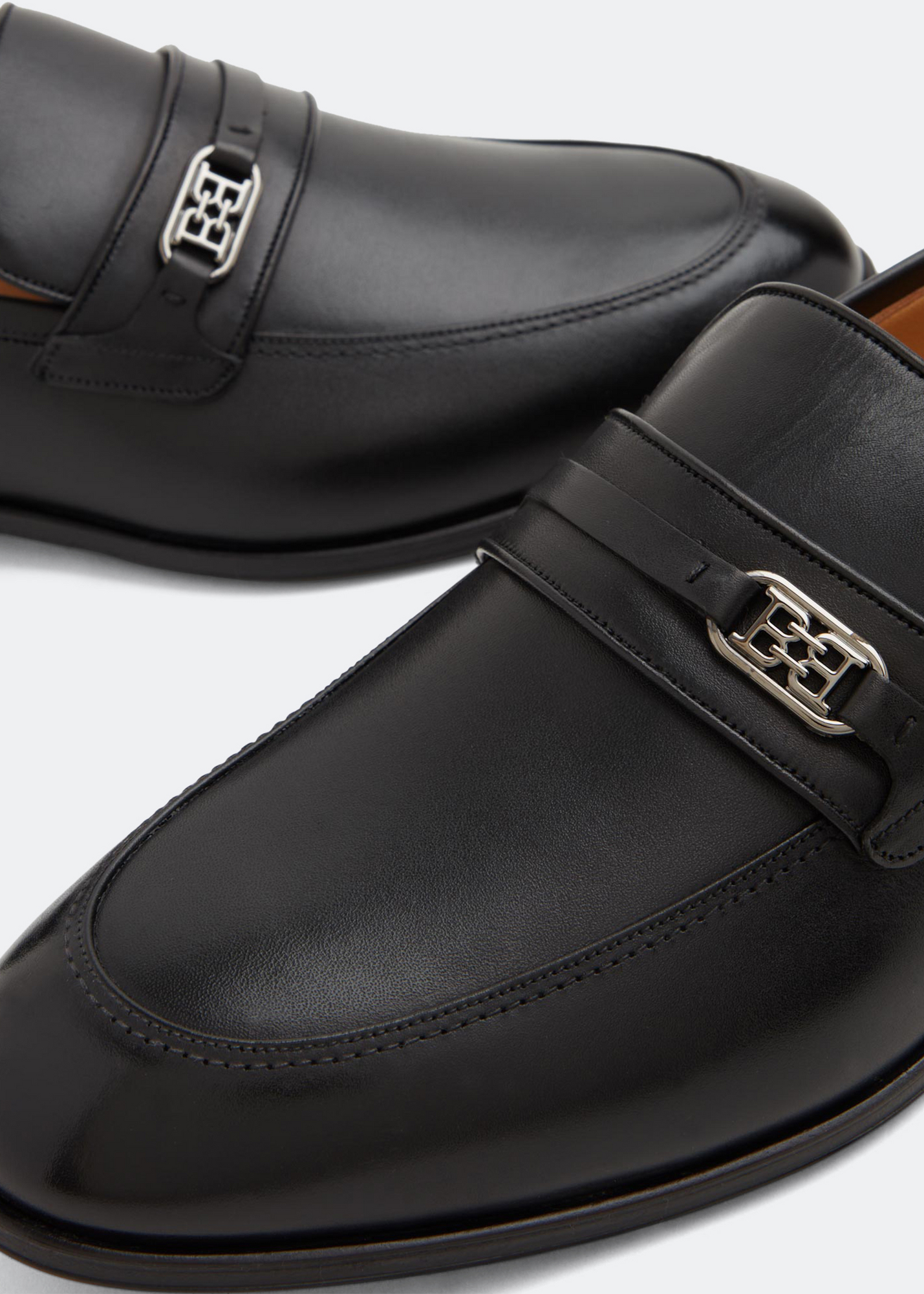 

Wember loafers, Black