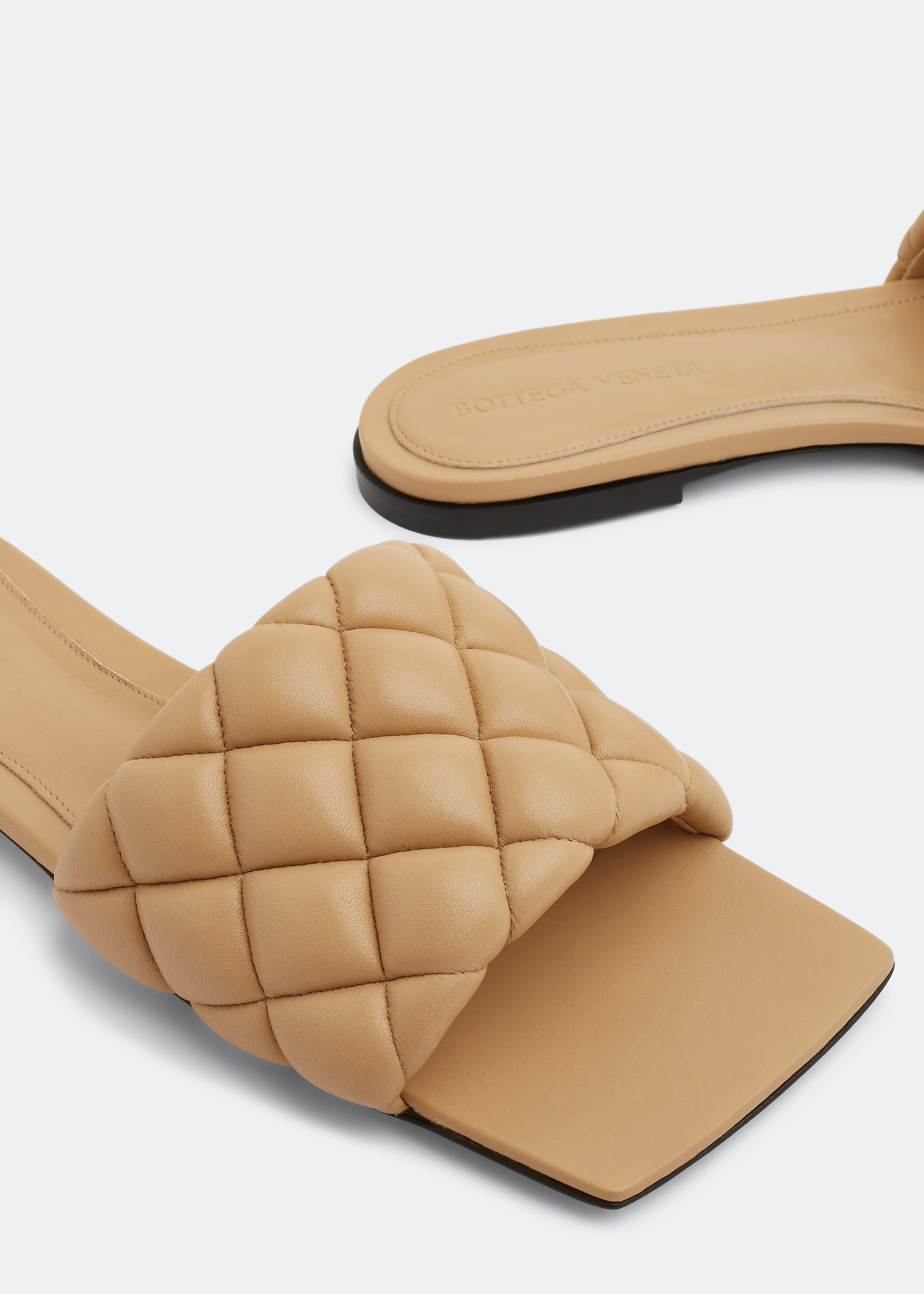 

Padded flat sandals, Beige