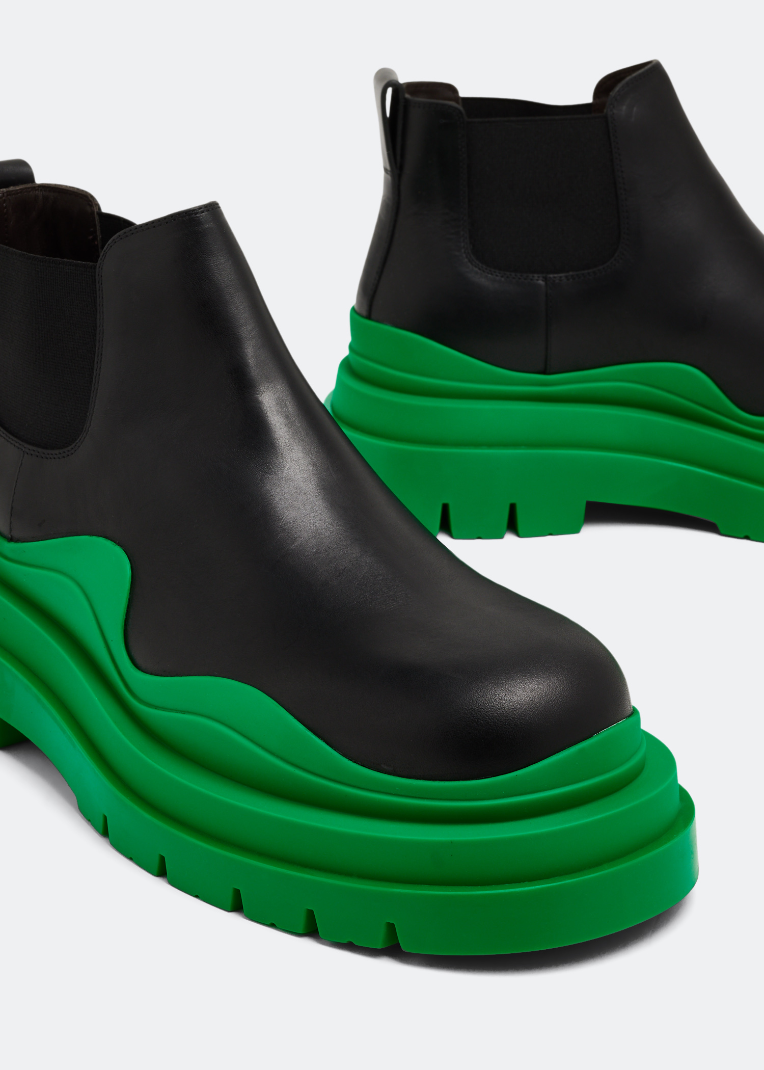 

Tire Chelsea ankle boots, Black