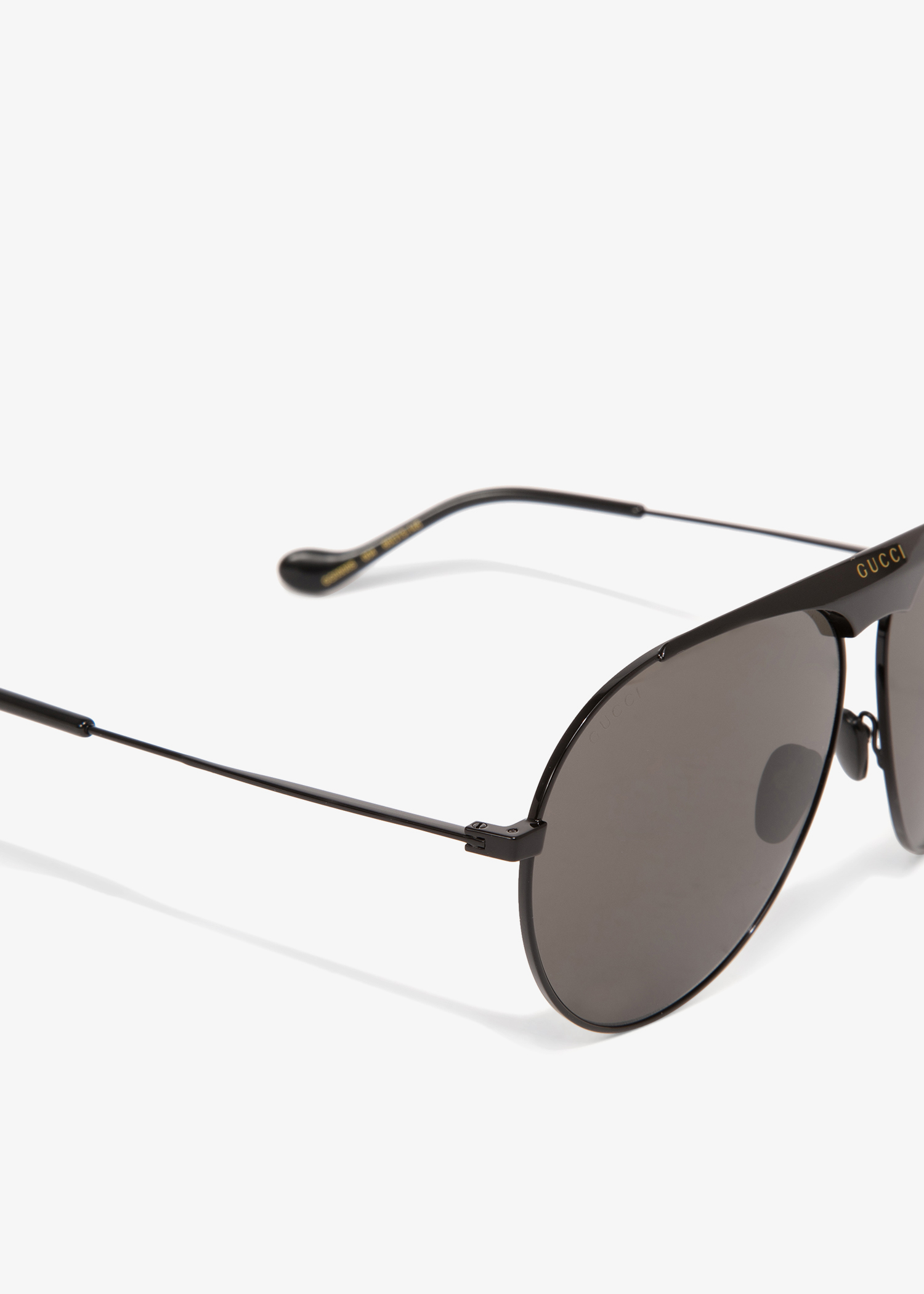 

Aviator sunglasses, Black