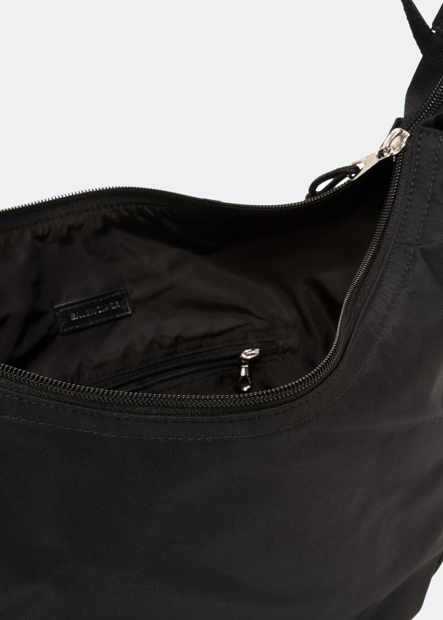 

Wheel sling shoulder bag, Black