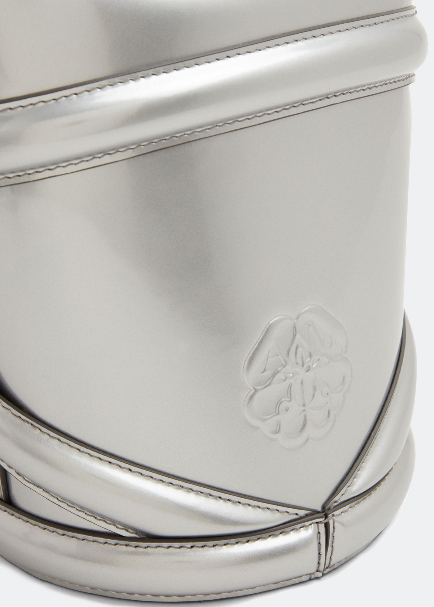 

The Curve shoulder bag, Silver