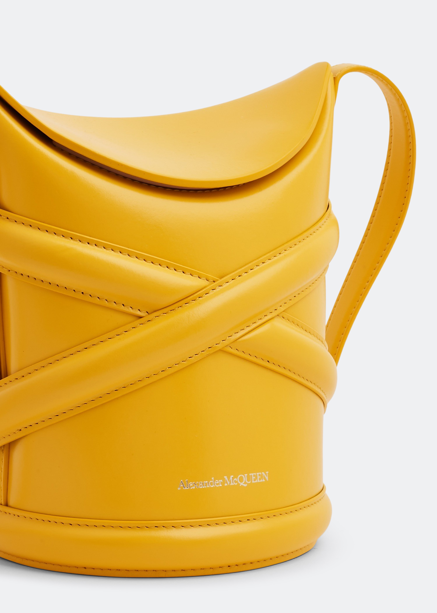 

The Curve shoulder bag, Yellow