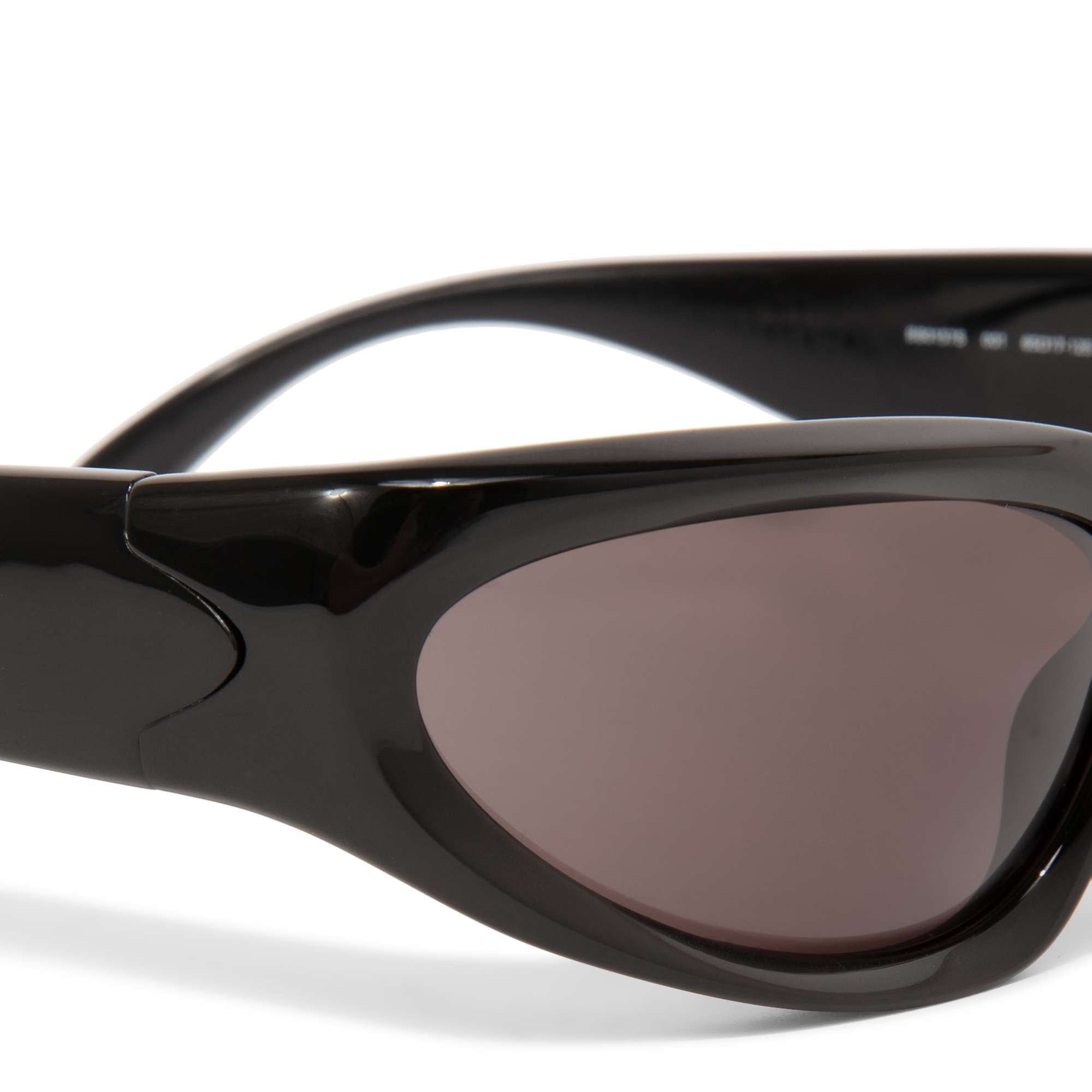 

Swift oval sunglasses, Black