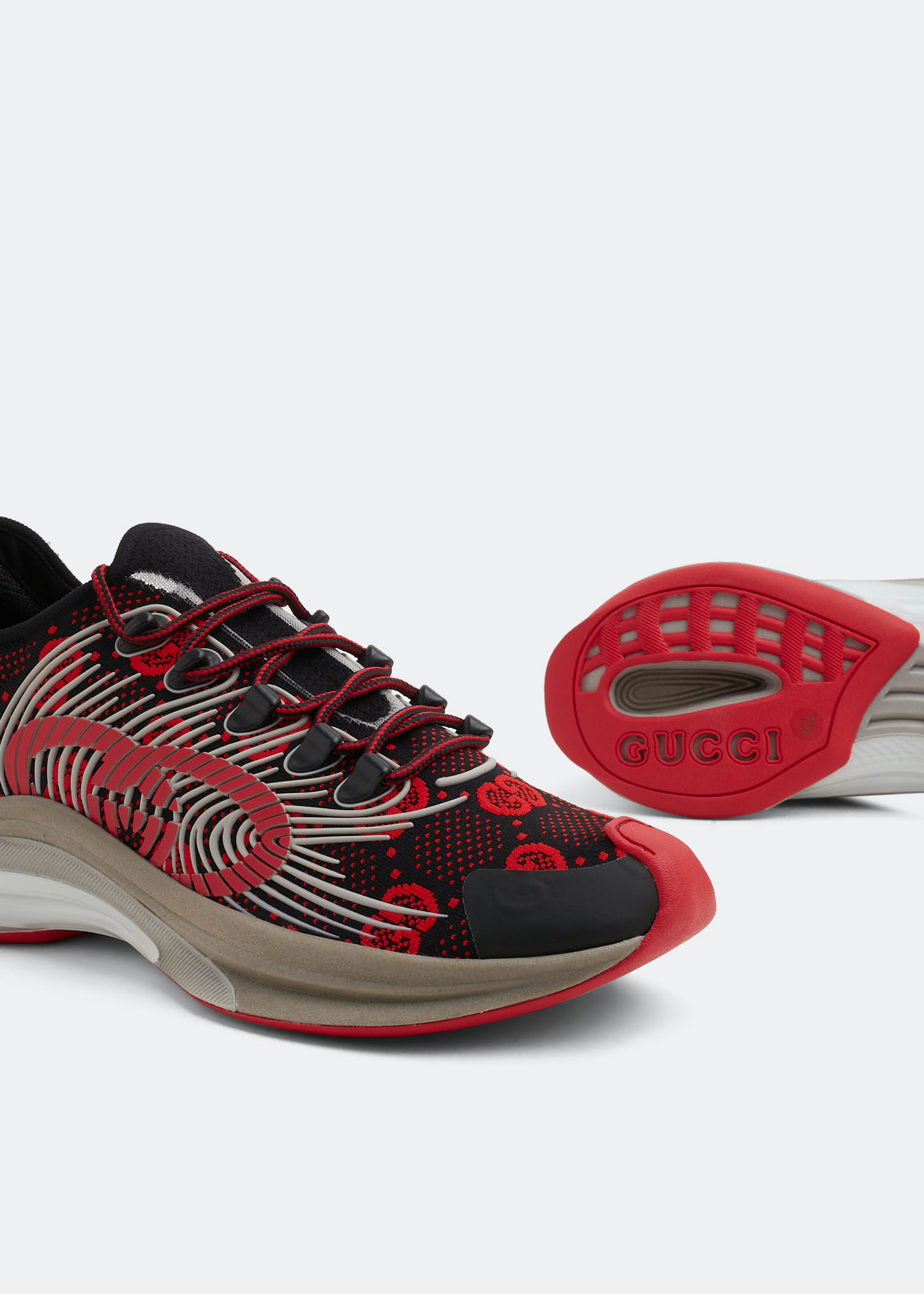 

Gucci Run sneakers, Black