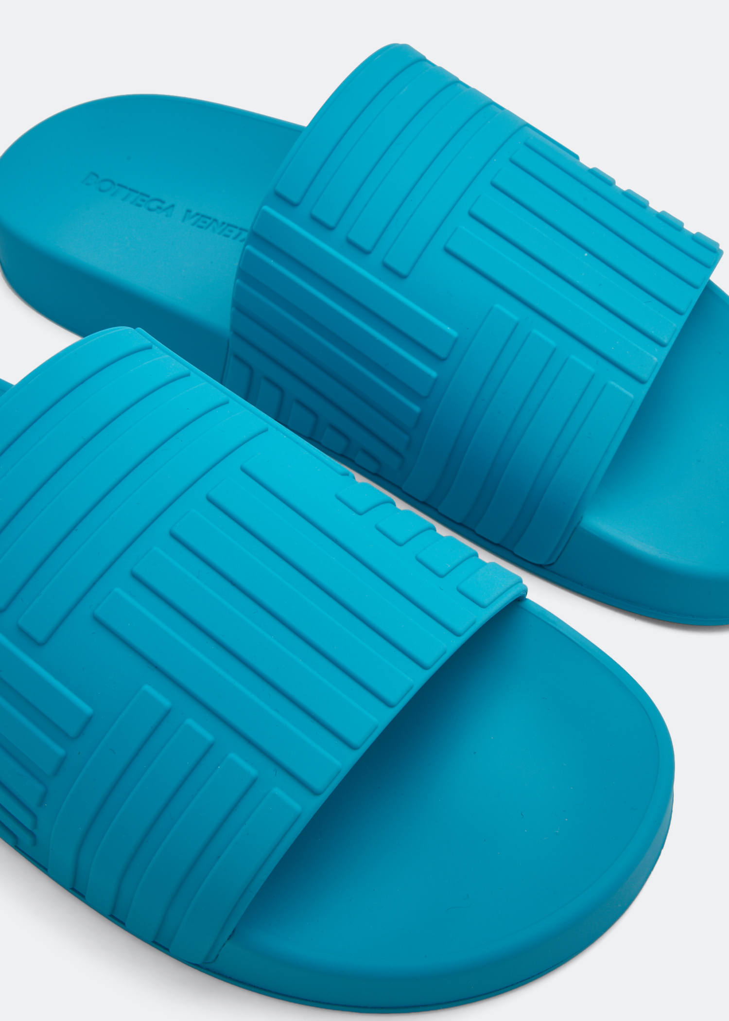 

Resort slides, Blue