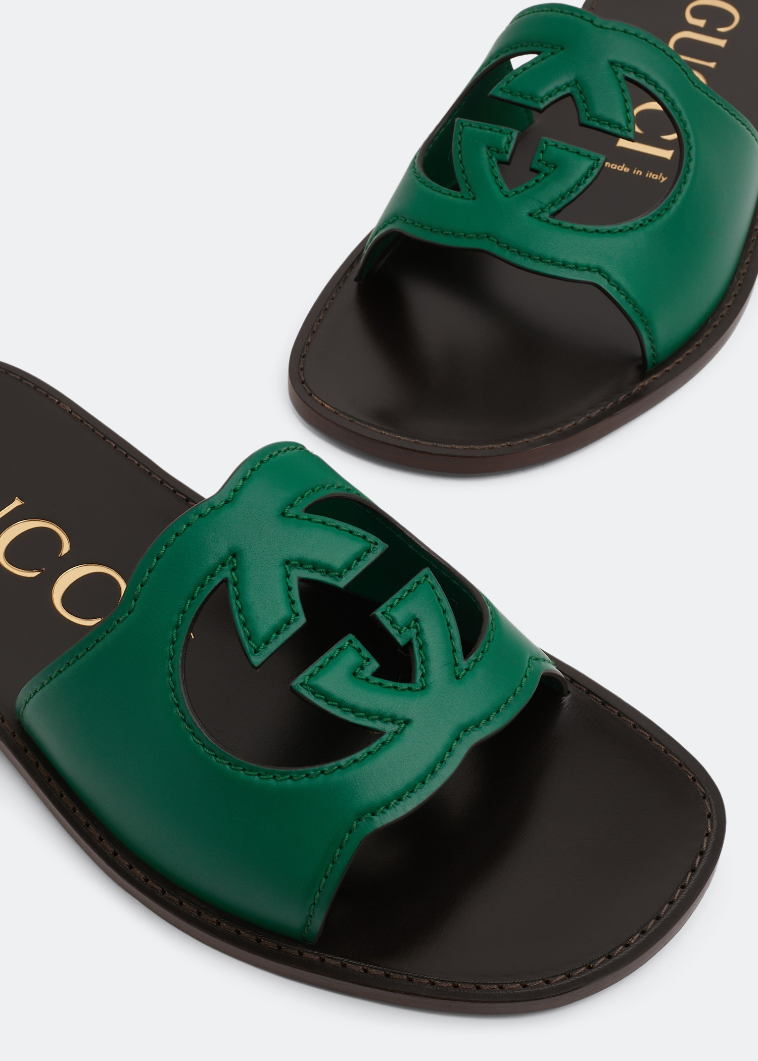 Gucci flip flops green deals