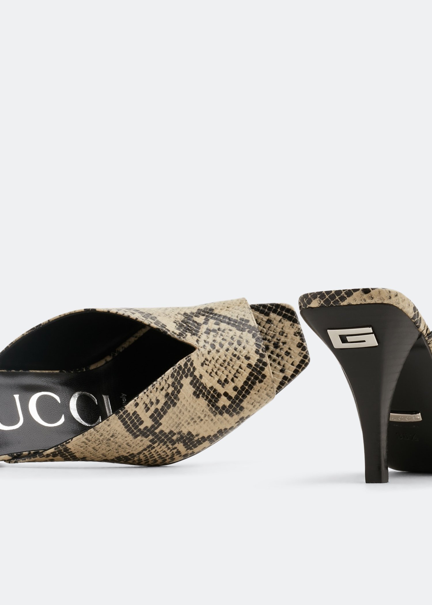 

Python open-toe pumps, Animal print