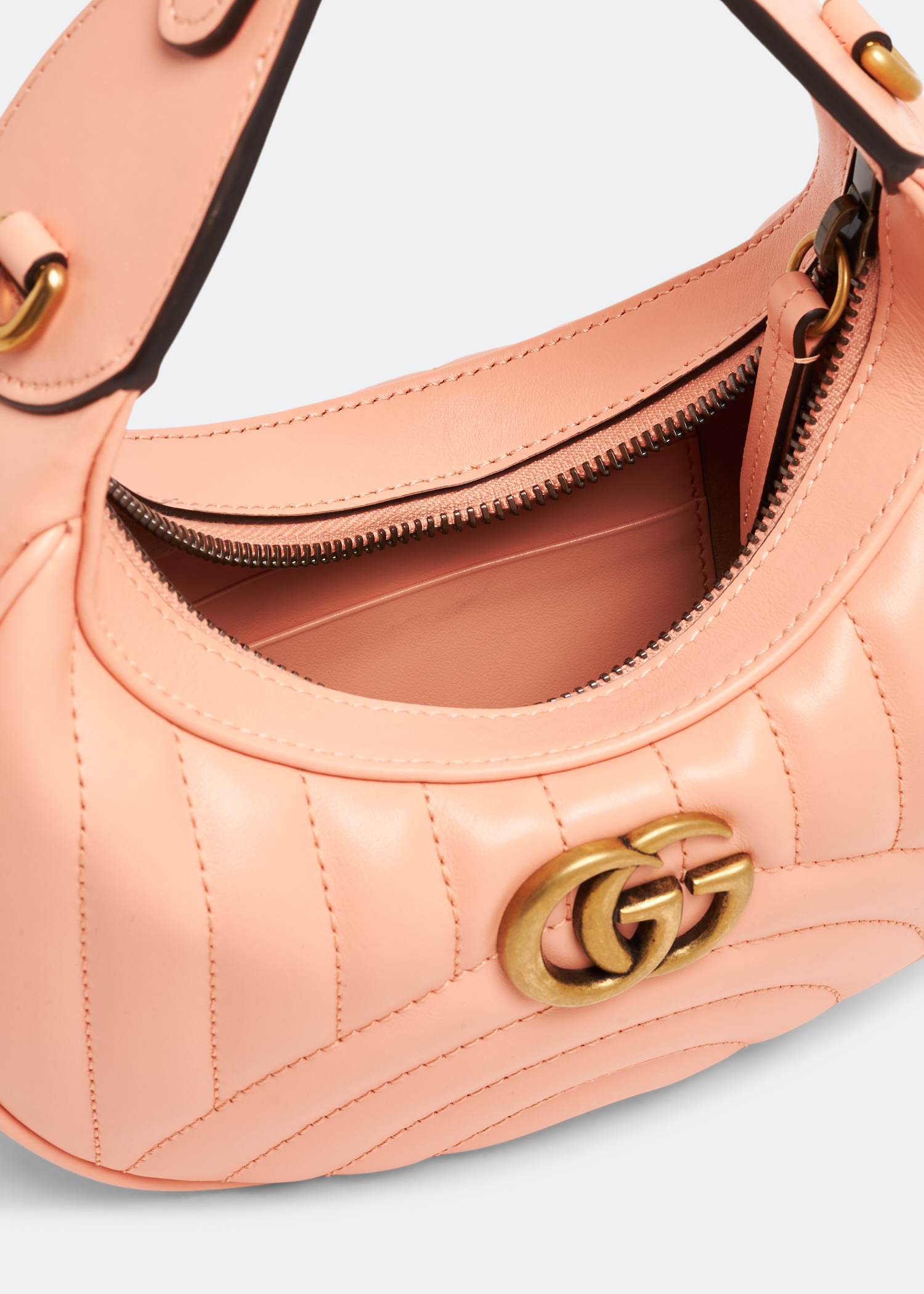 Gucci GG Marmont half-moon-shaped mini bag for Women - Pink Gucci GG Marmont half-moon-shaped mini bag for Women - Pink